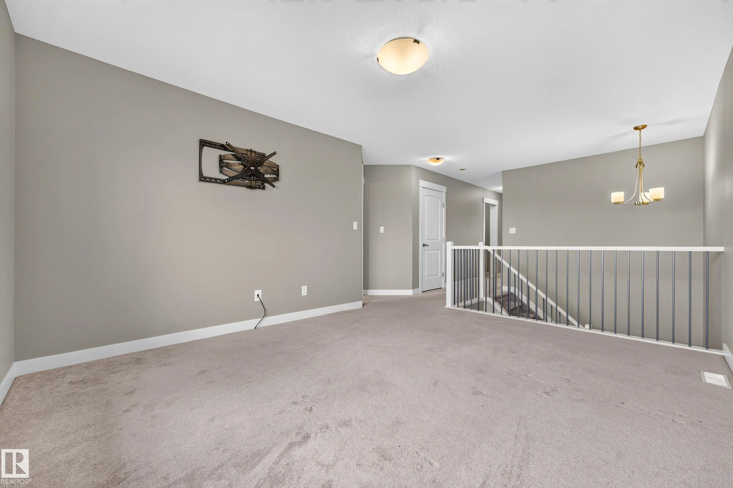 186 REED Place