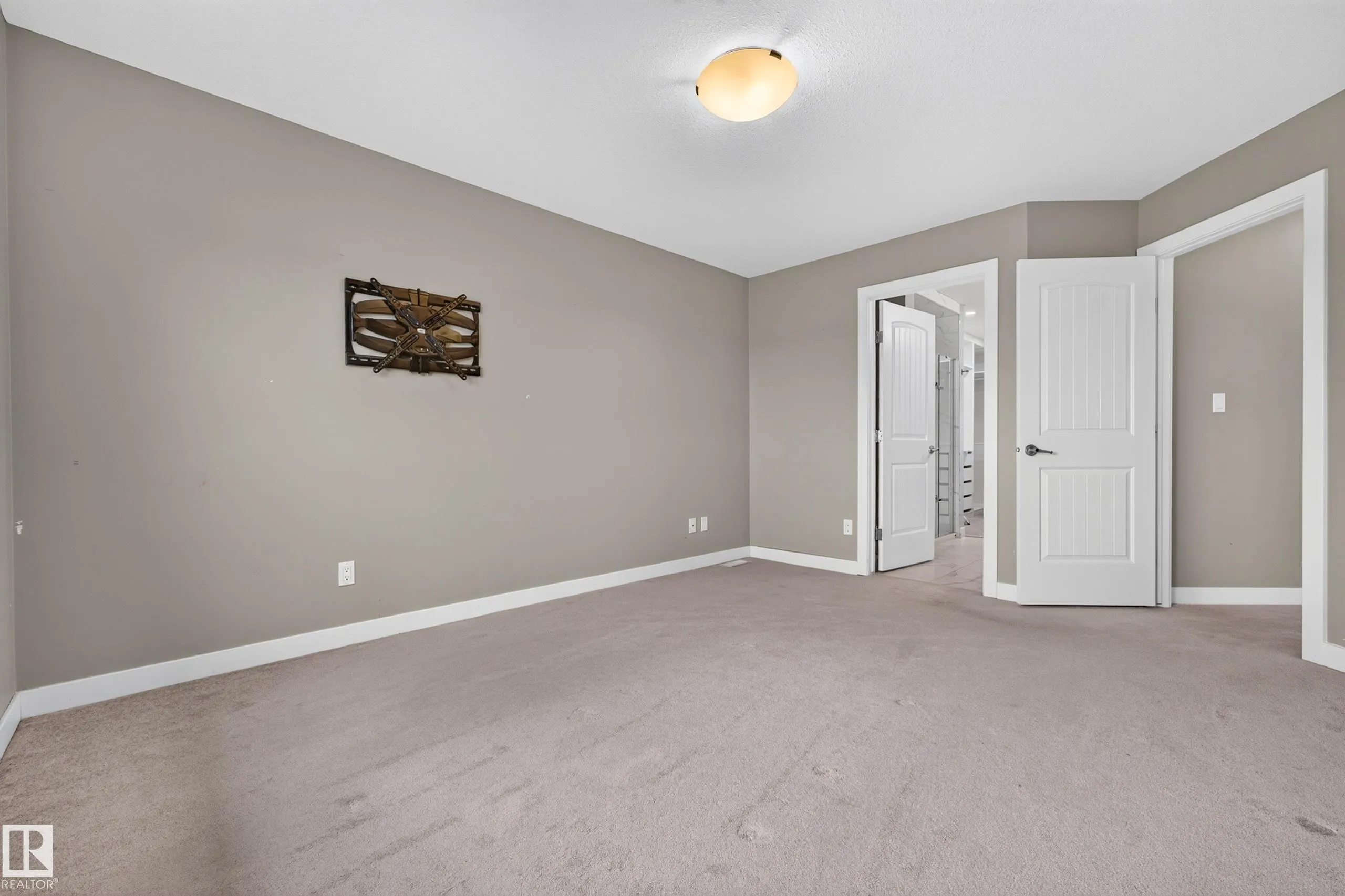 186 REED Place