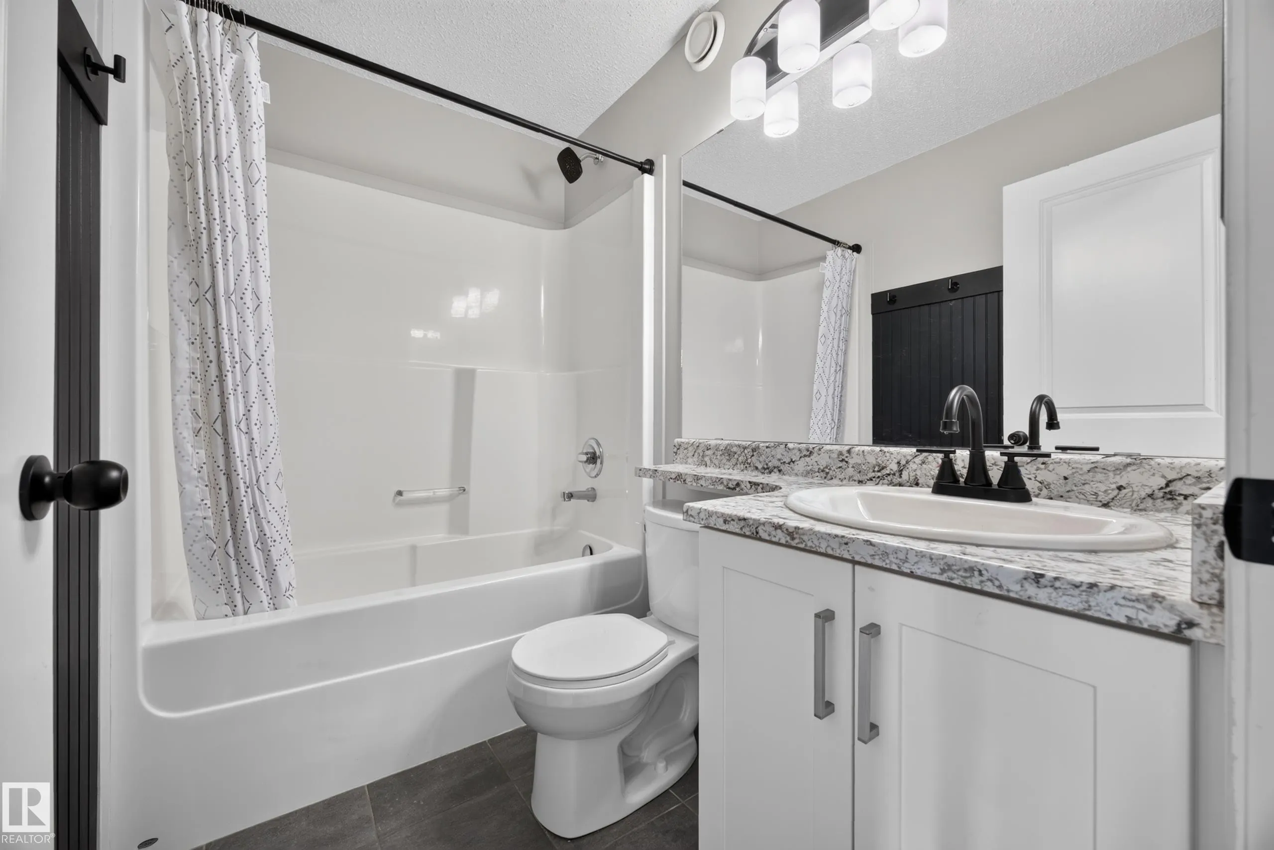 3305 Orchards Link