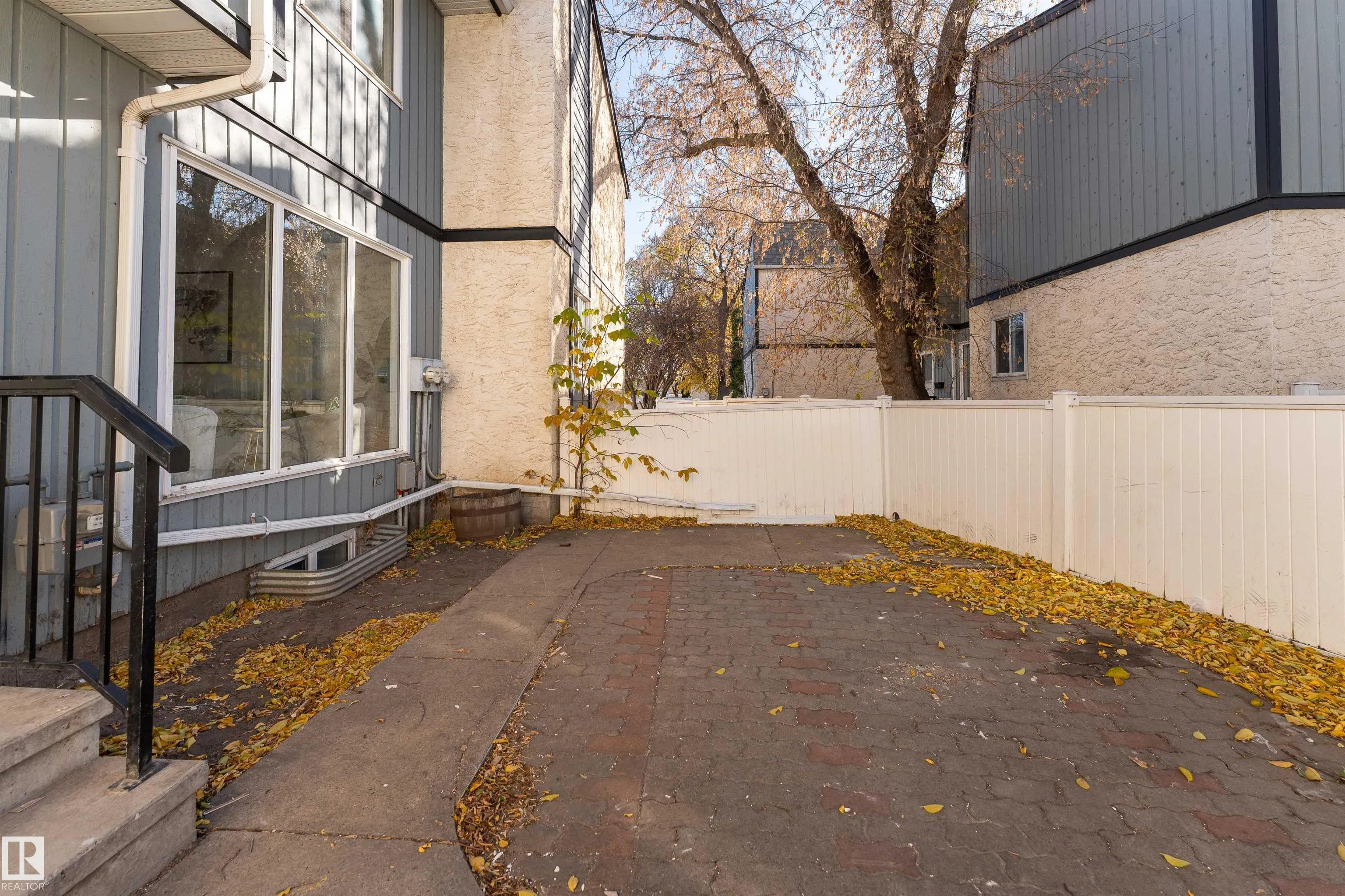 193a HOMESTEAD Crescent