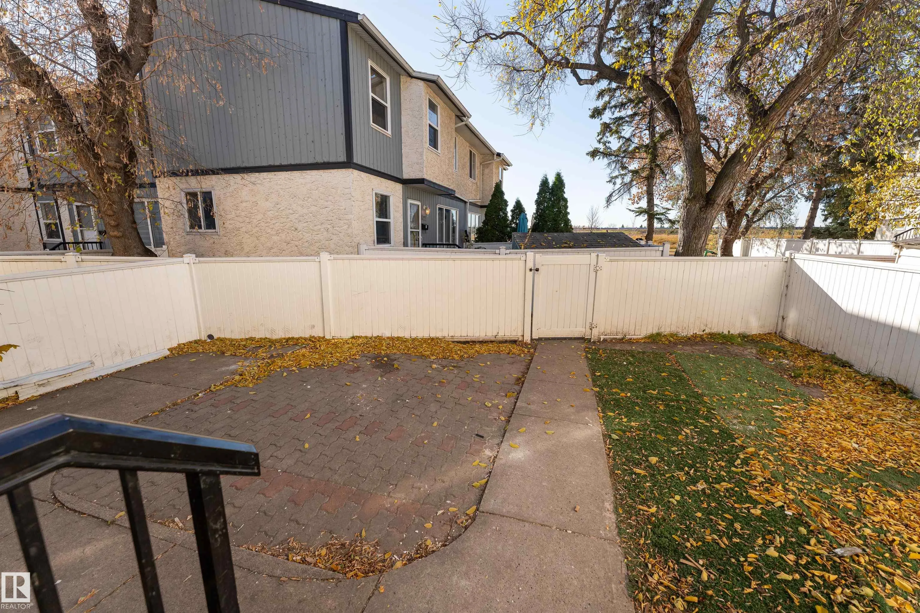 193a HOMESTEAD Crescent