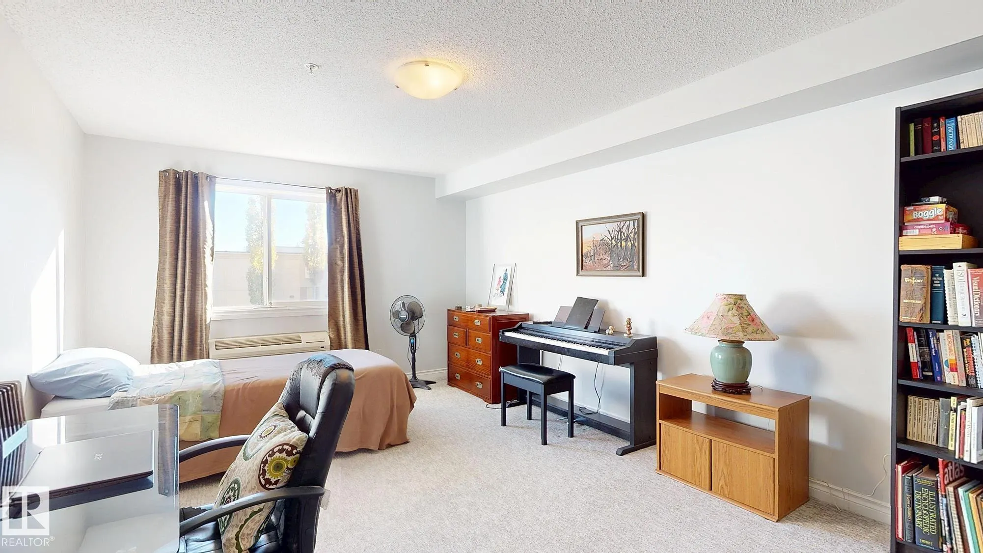 6 SPRUCE RIDGE Drive