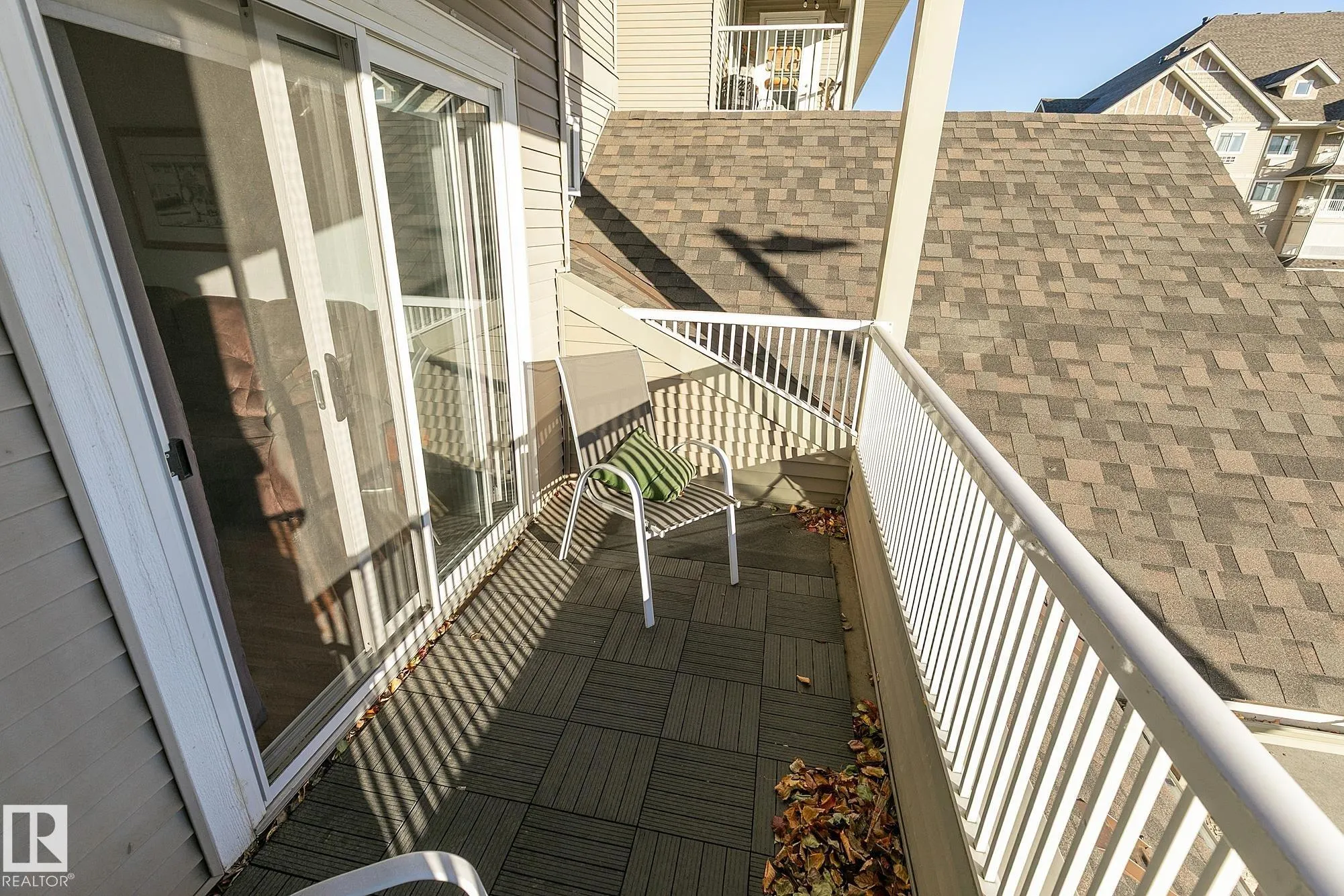 6 SPRUCE RIDGE Drive