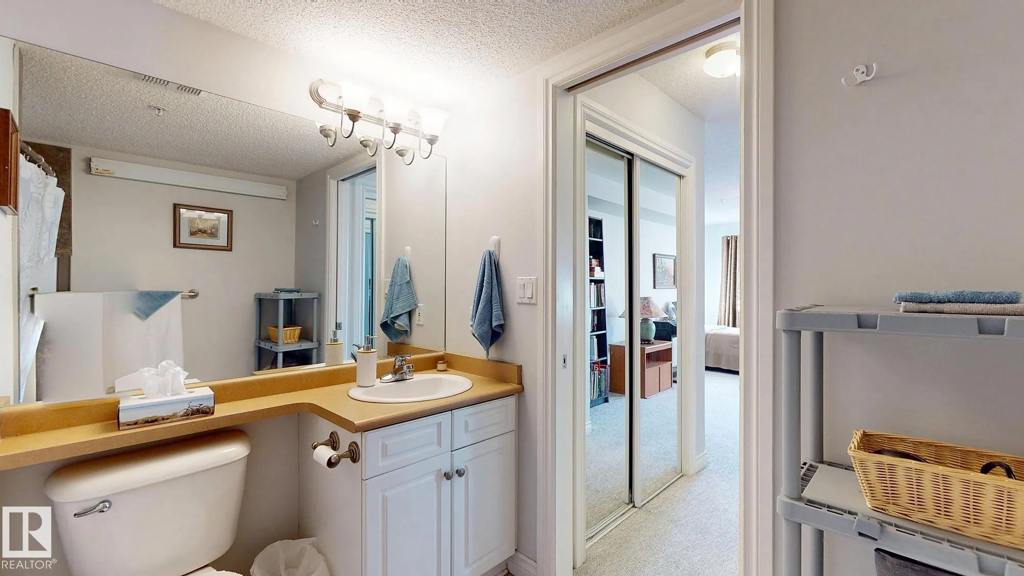 6 SPRUCE RIDGE Drive