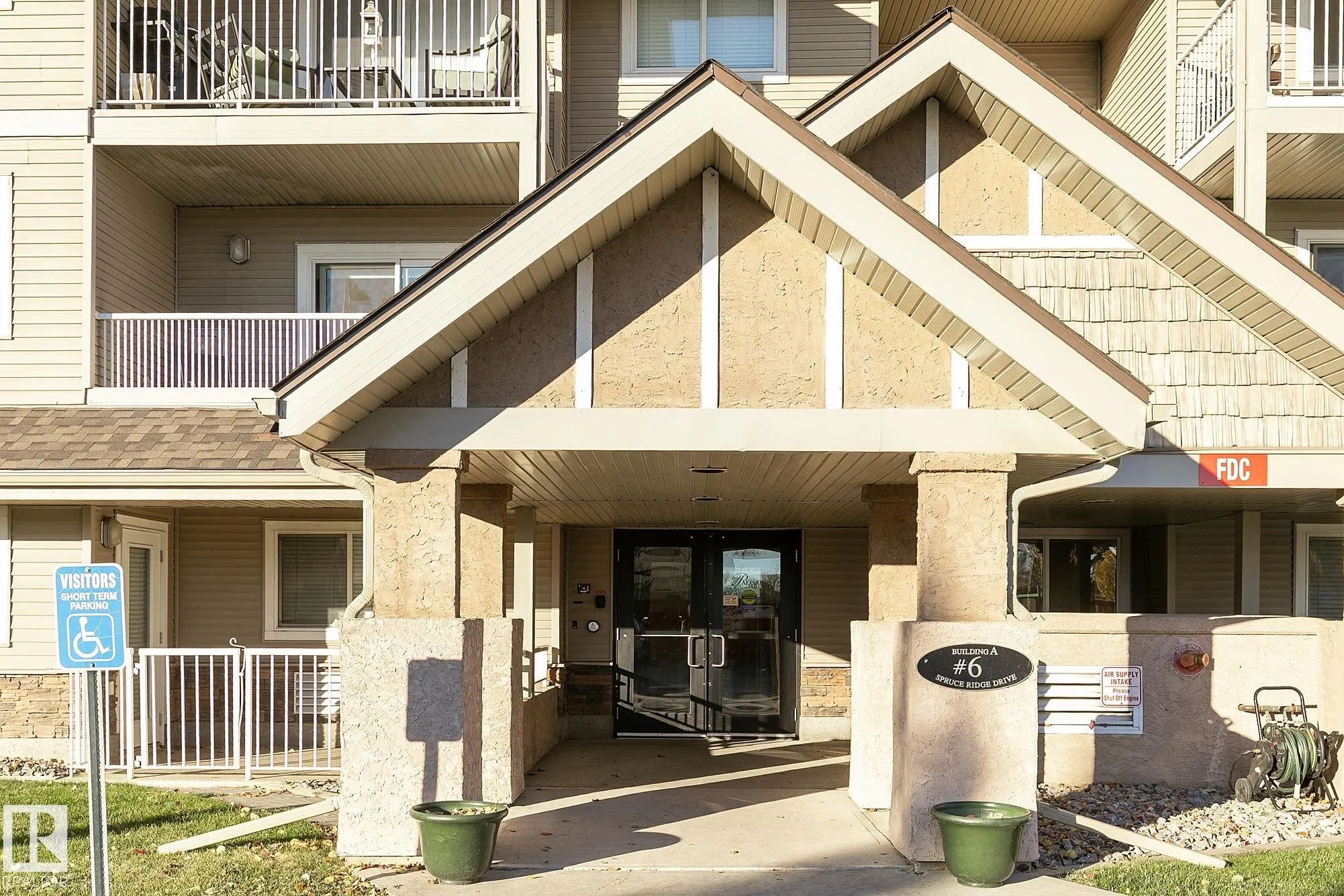 6 SPRUCE RIDGE Drive