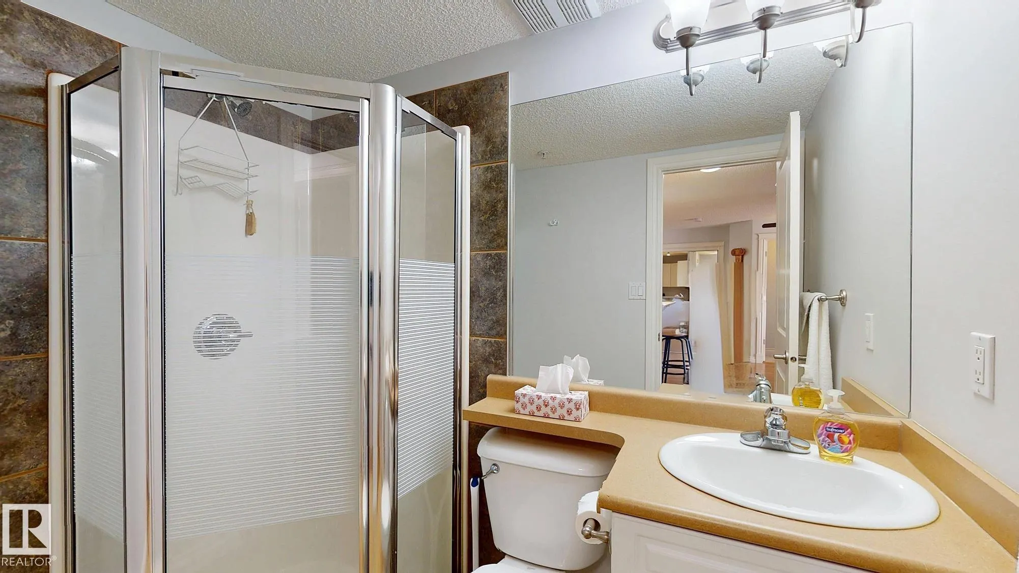 6 SPRUCE RIDGE Drive