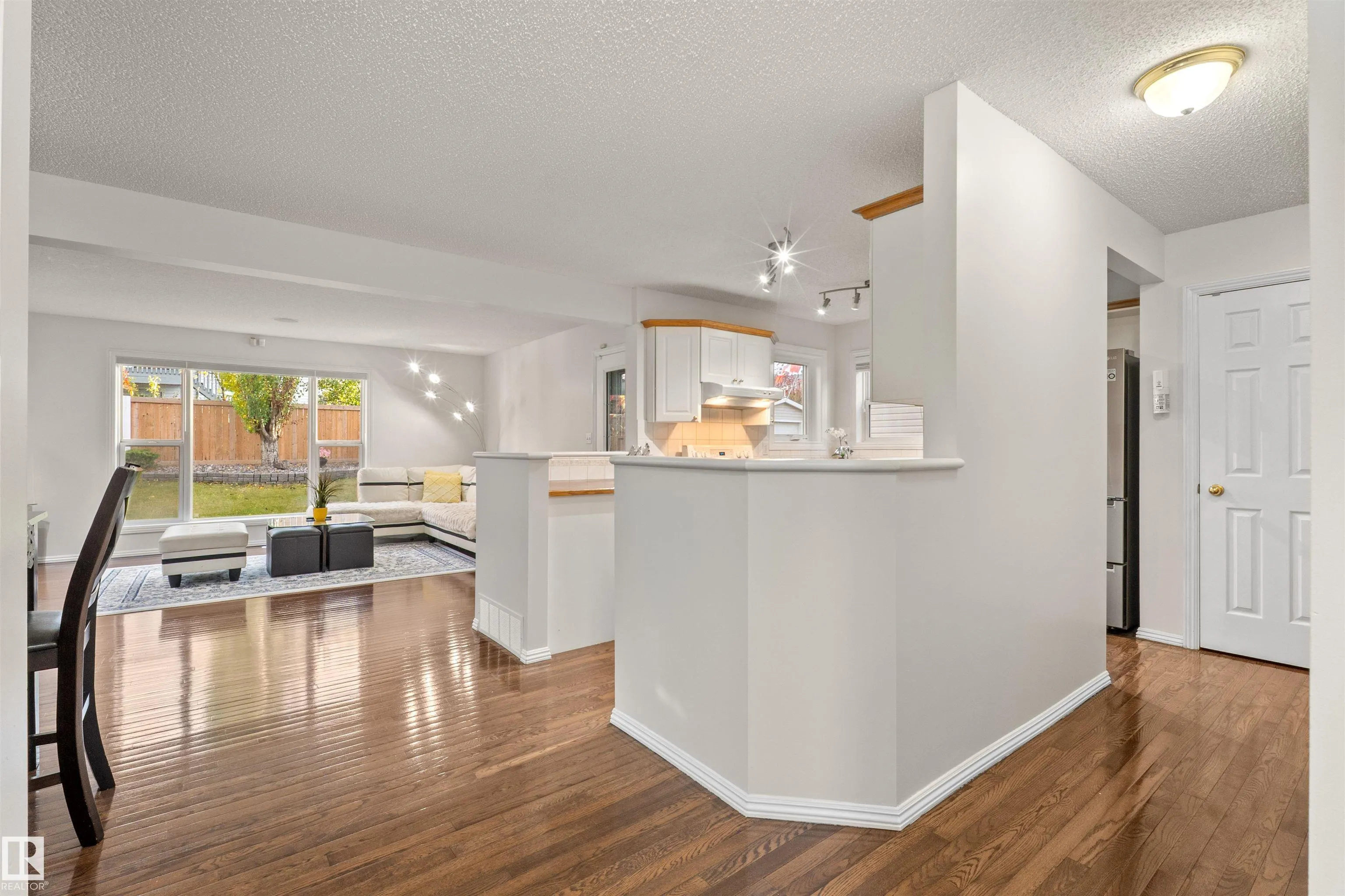 305 WILD ROSE Way