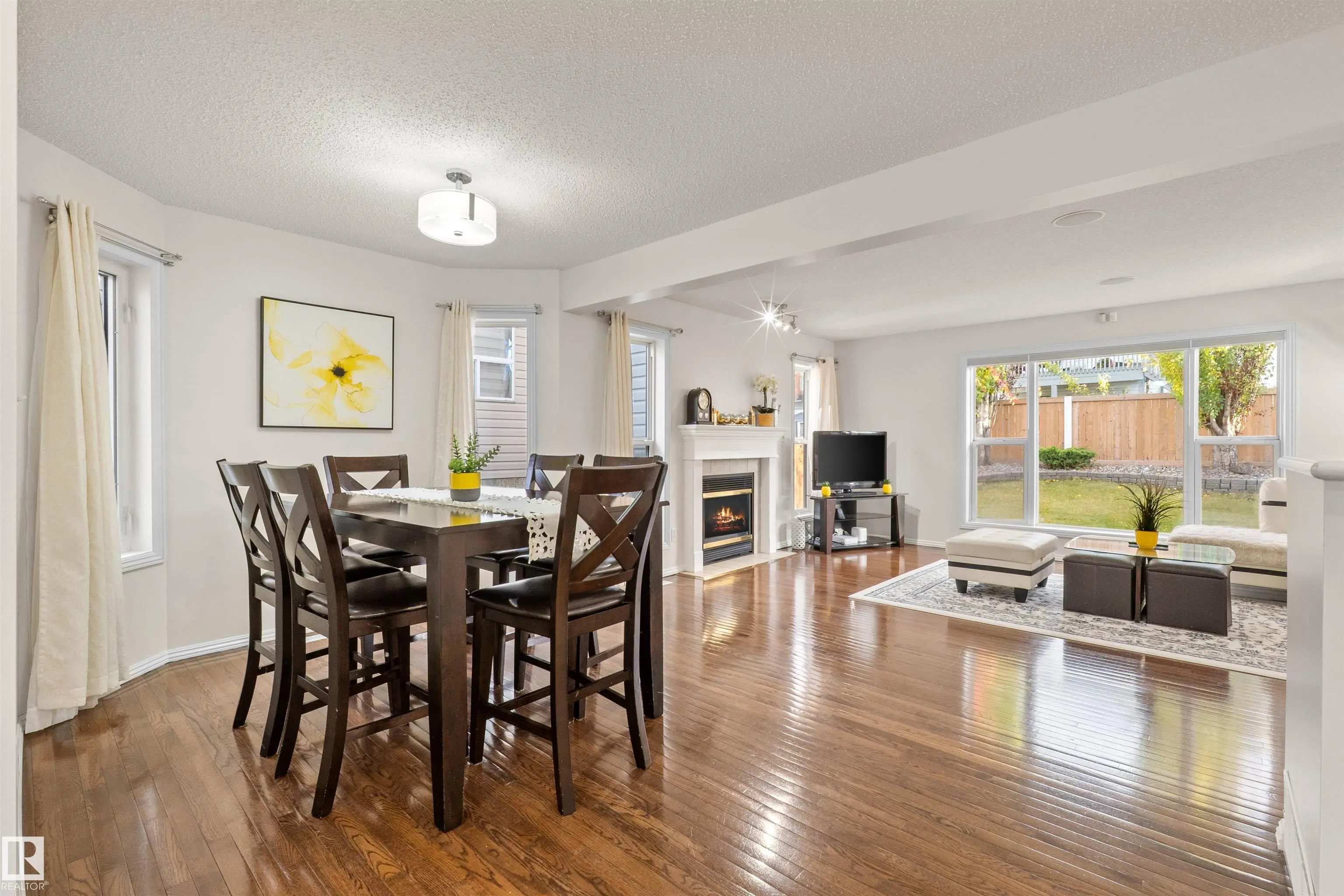 305 WILD ROSE Way