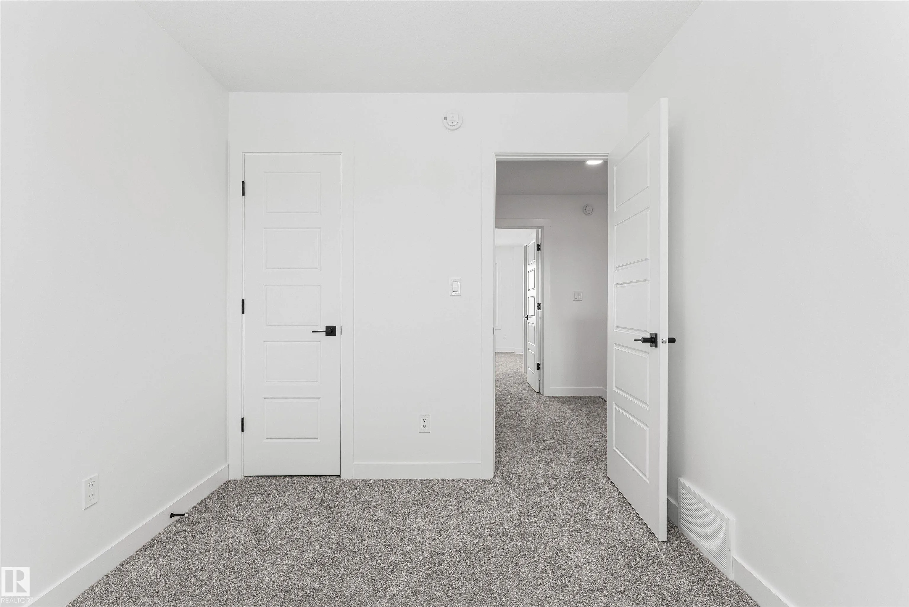 4566 WARBLER Loop