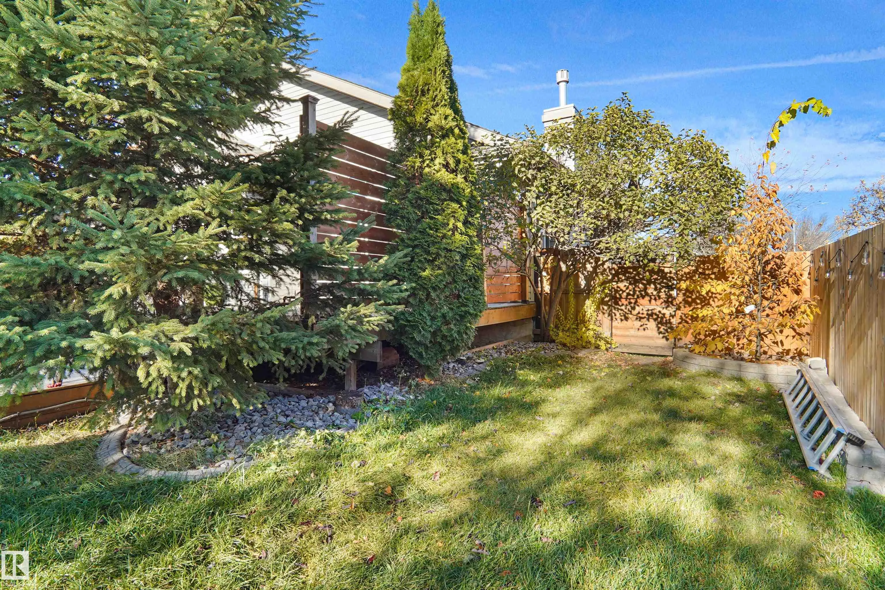 2 NORRIS Crescent