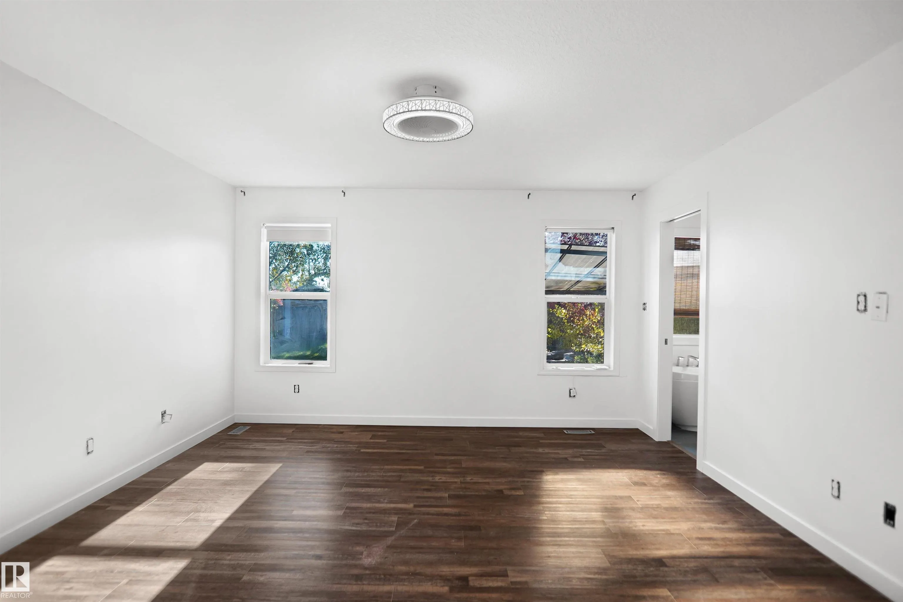 2 NORRIS Crescent