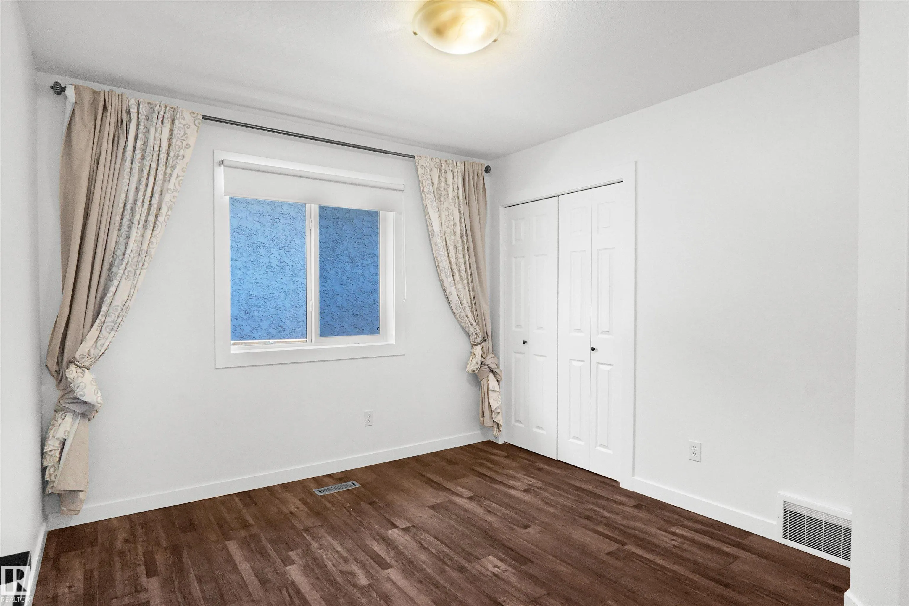 2 NORRIS Crescent