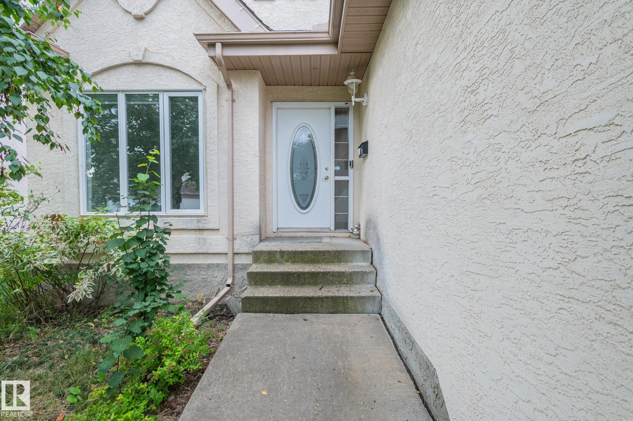 310 Living stone Court