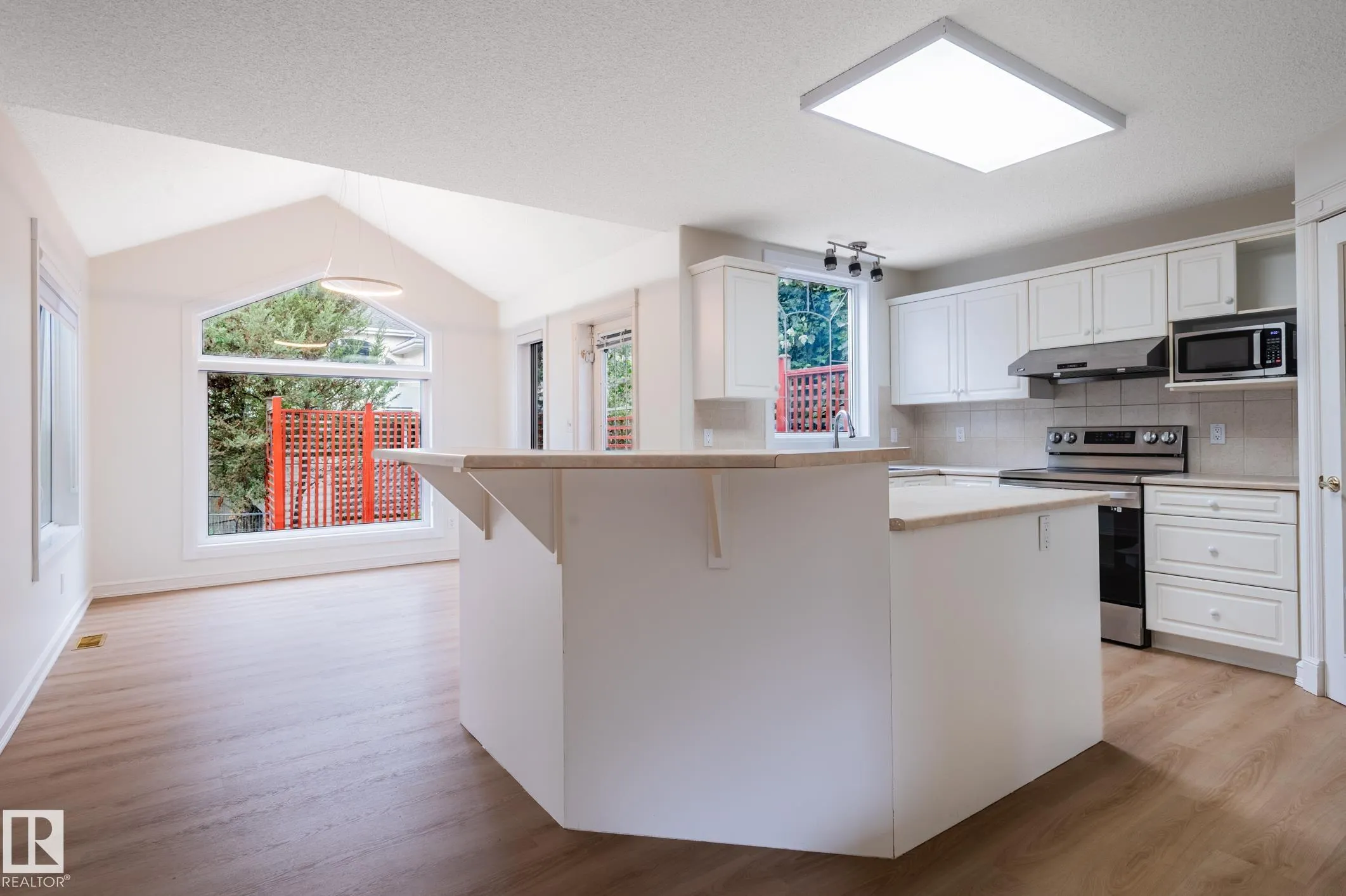 310 Living stone Court