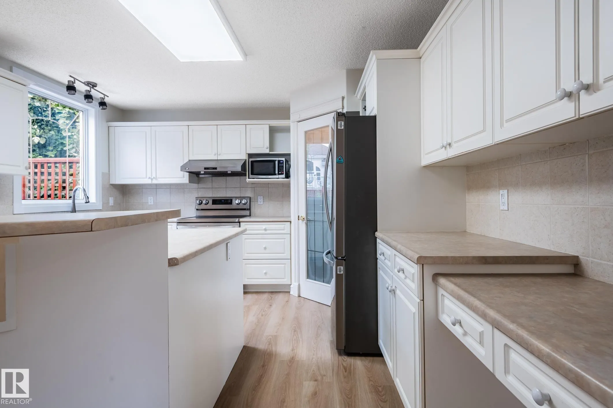 310 Living stone Court