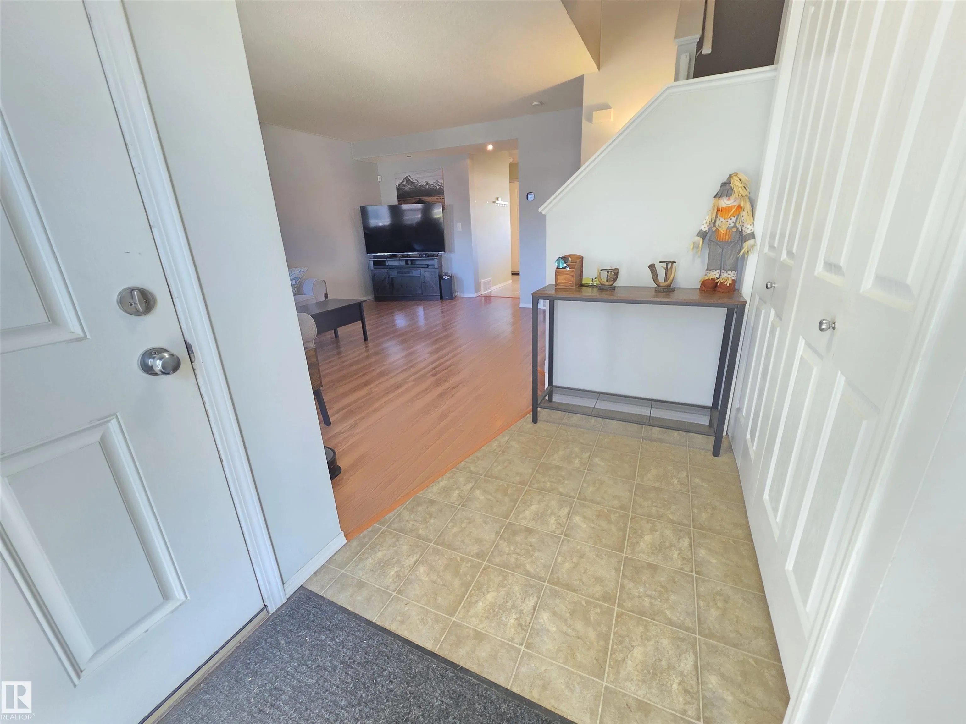 88 SPRUCE VILLAGE DR