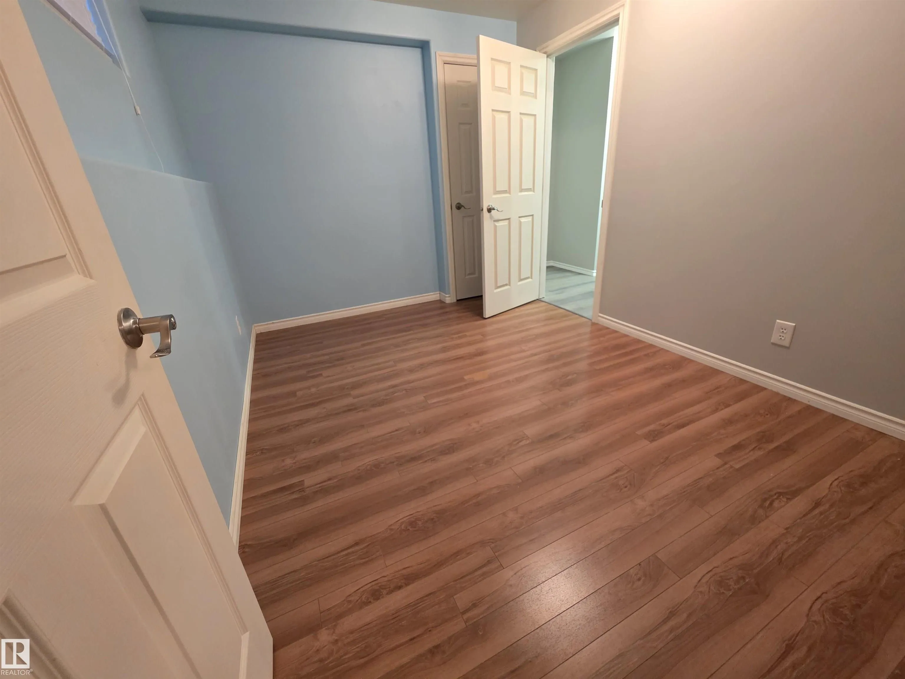 88 SPRUCE VILLAGE DR