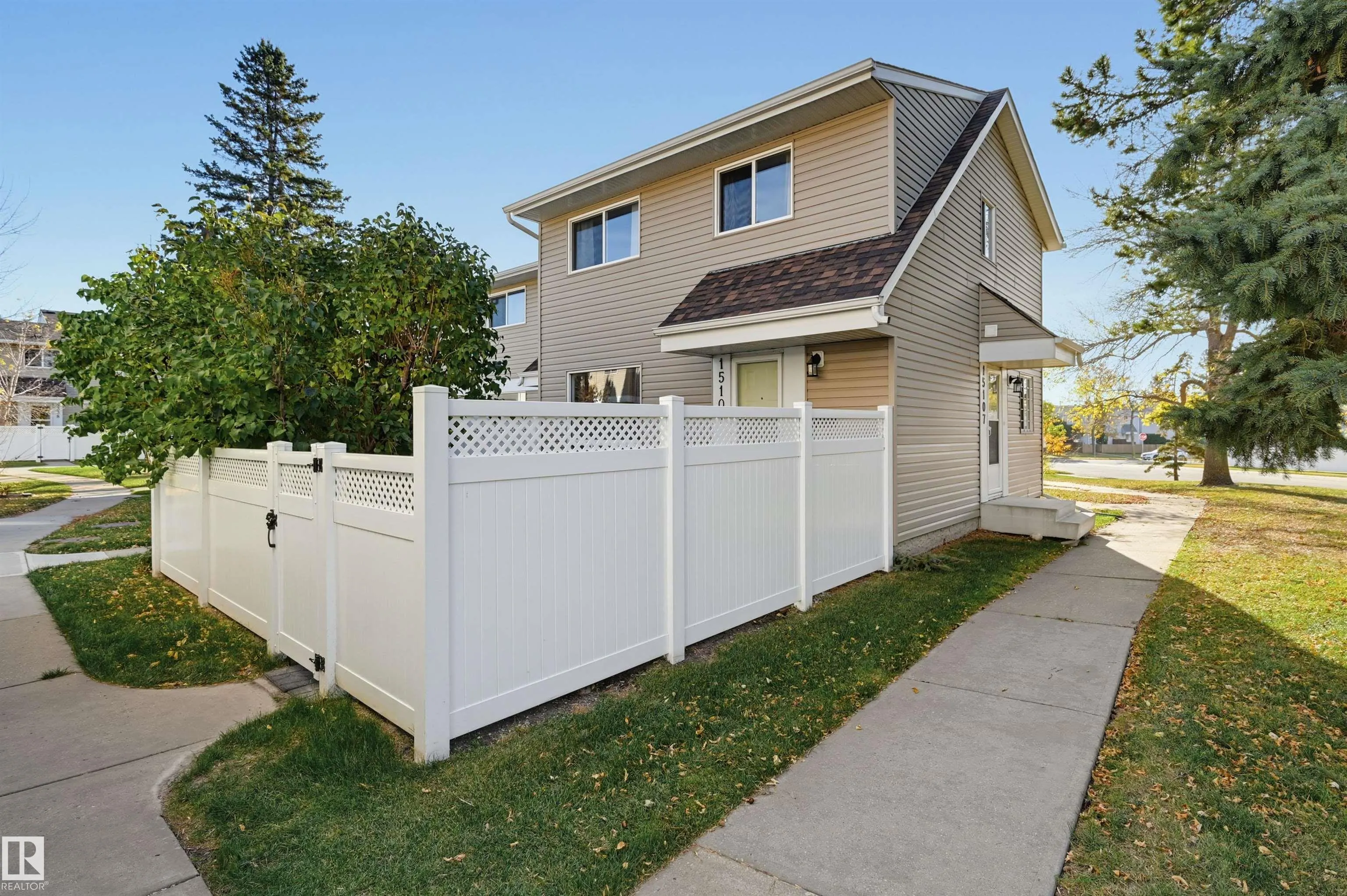 15107 54 Street