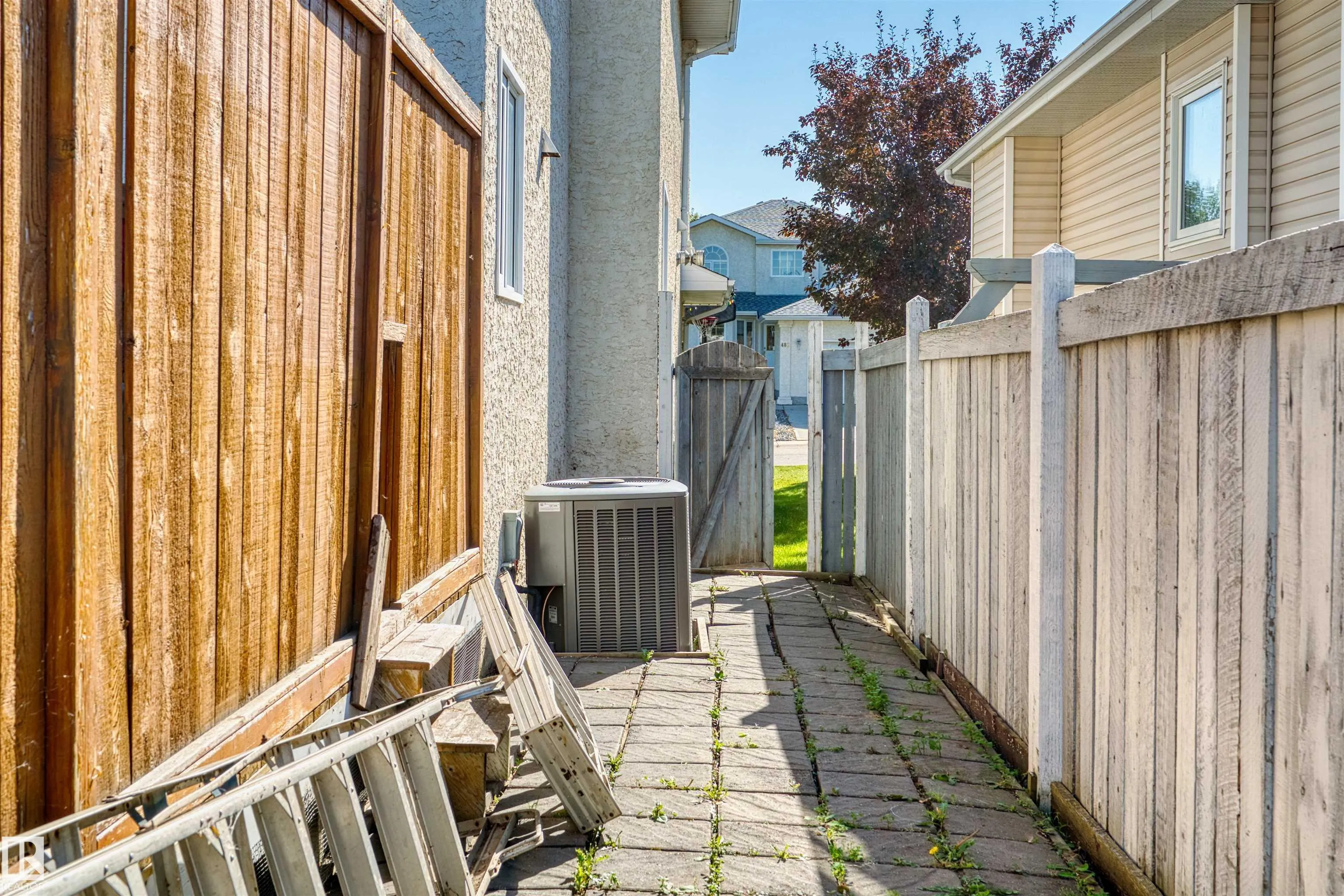 446 ORMSBY Road