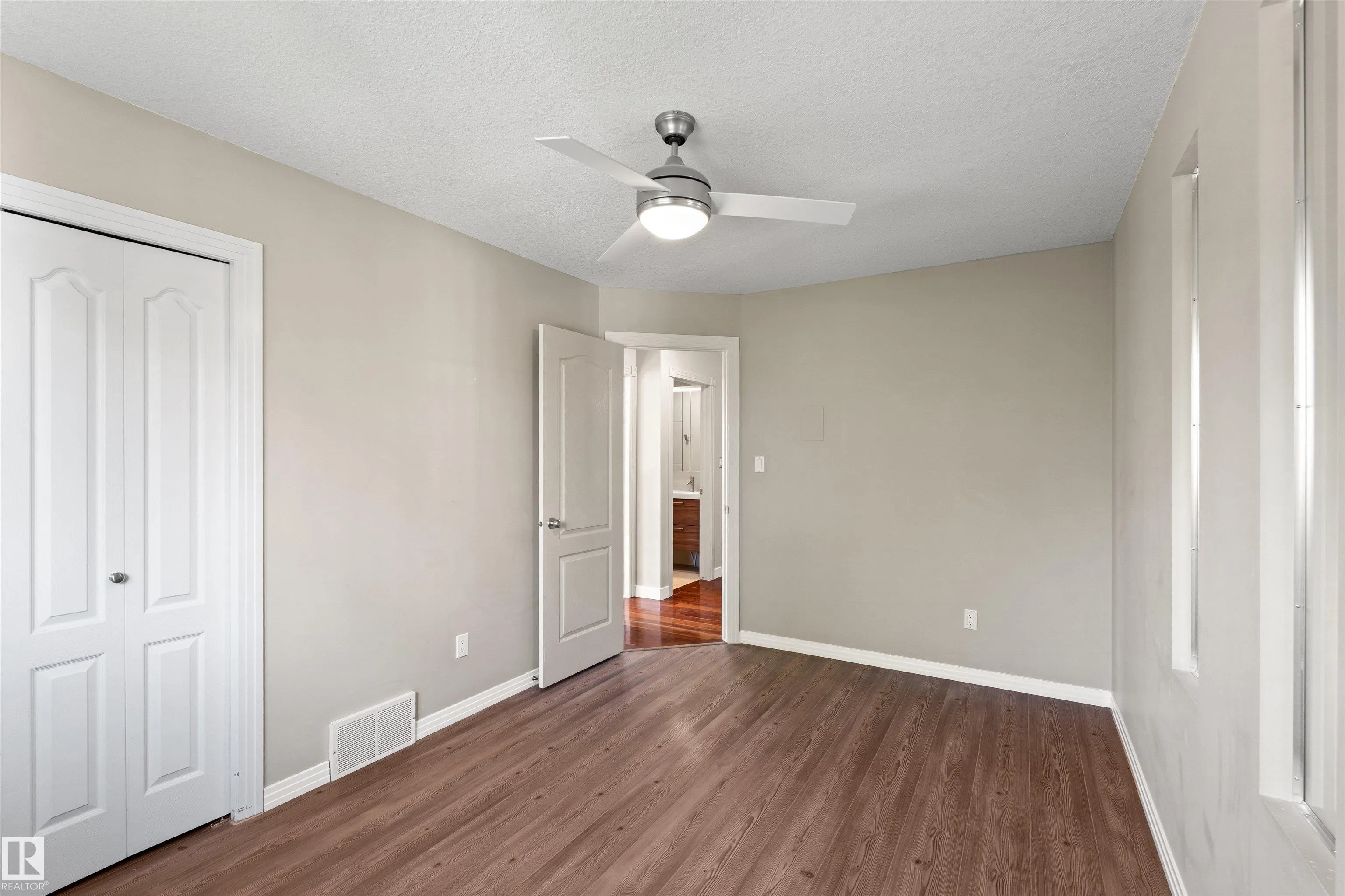 446 ORMSBY Road