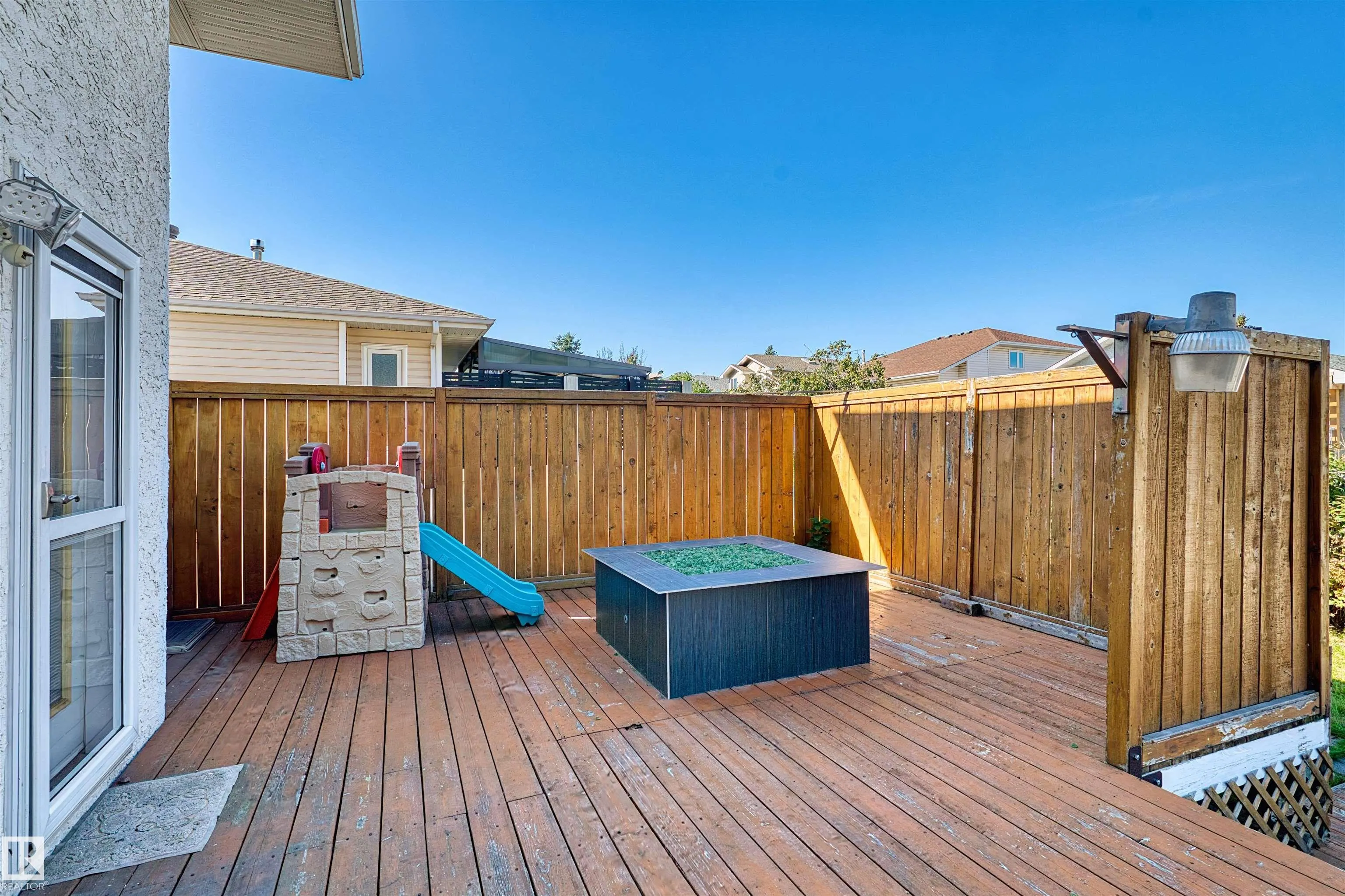 446 ORMSBY Road