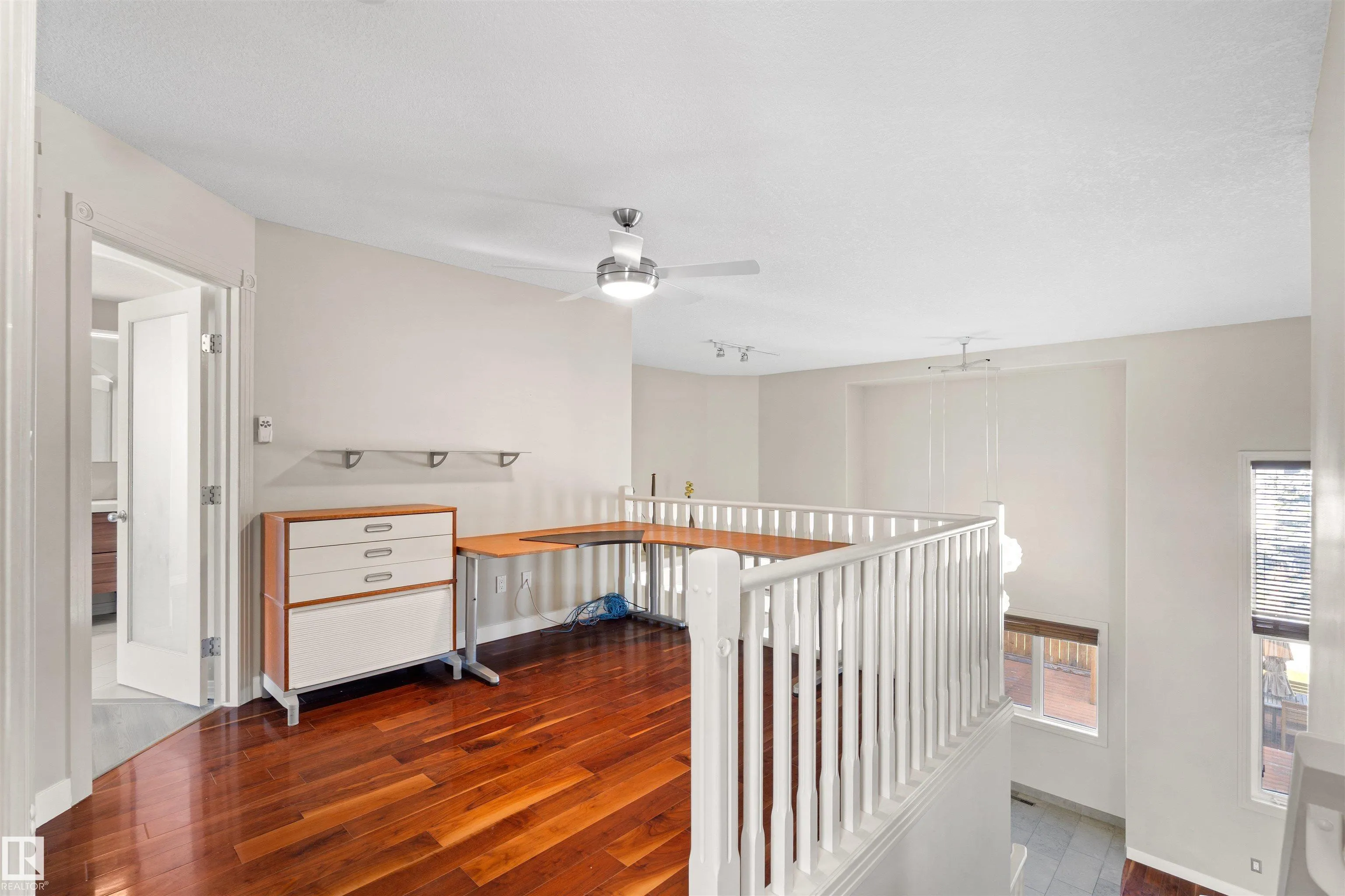 446 ORMSBY Road