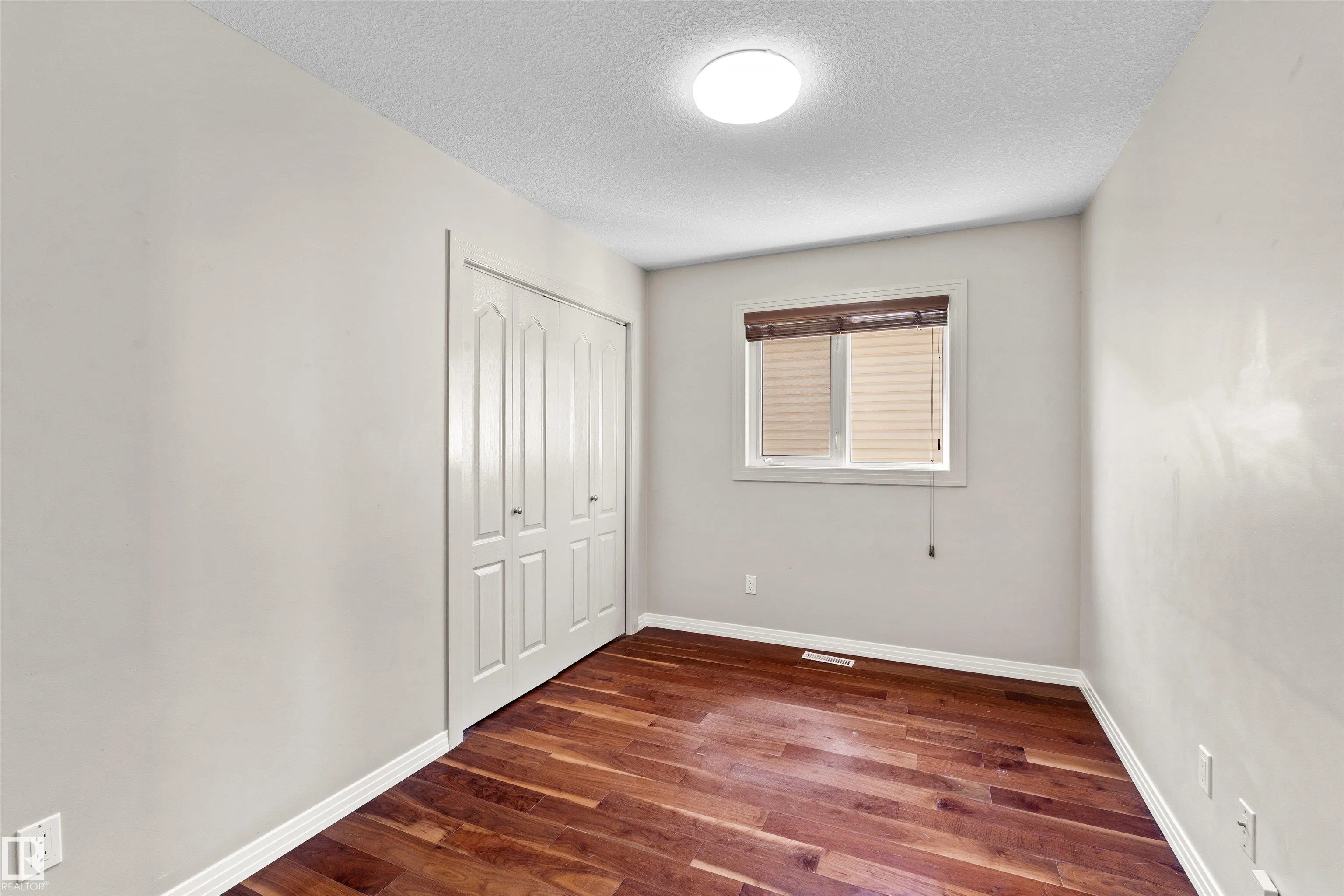 446 ORMSBY Road