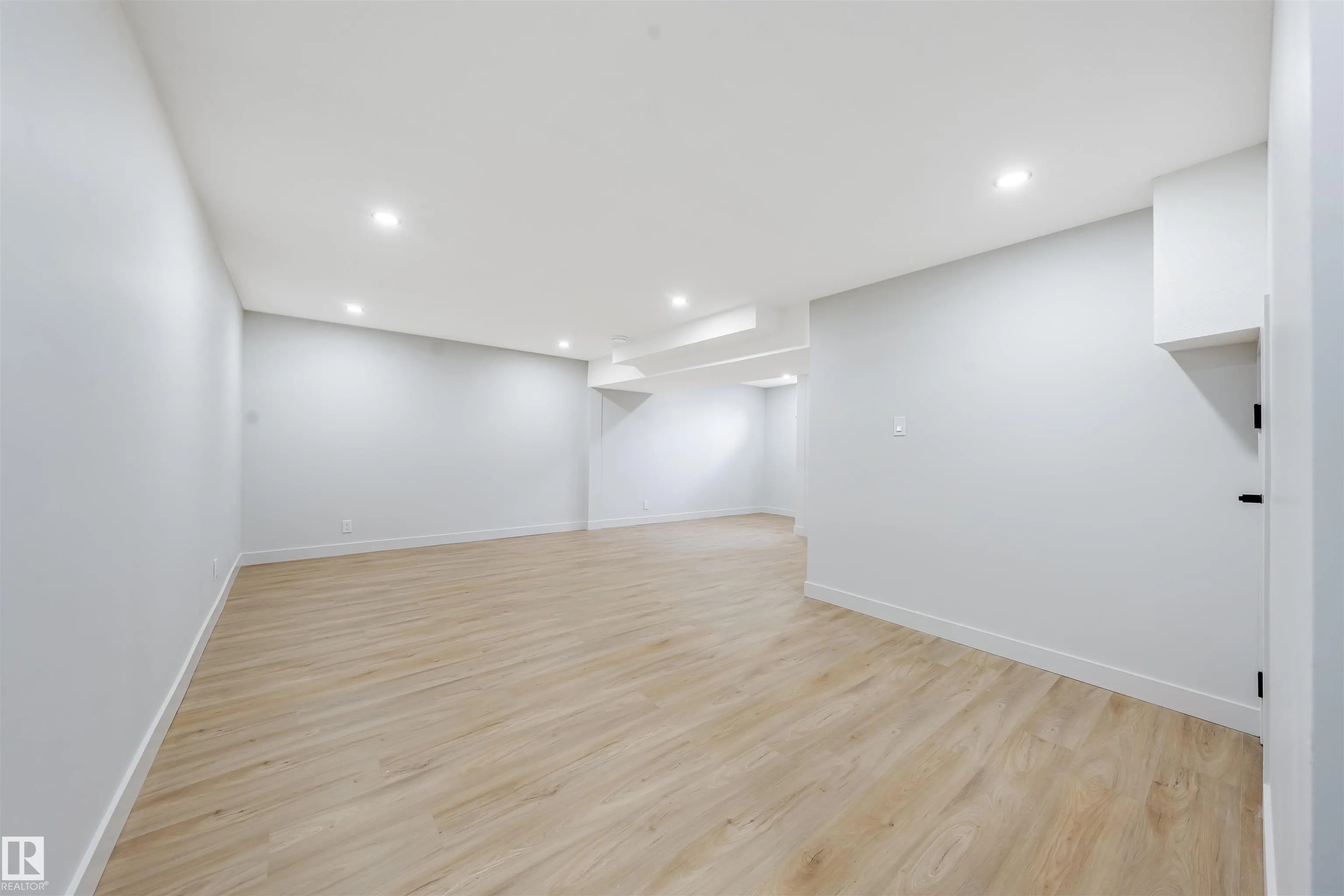 13309 89A Street