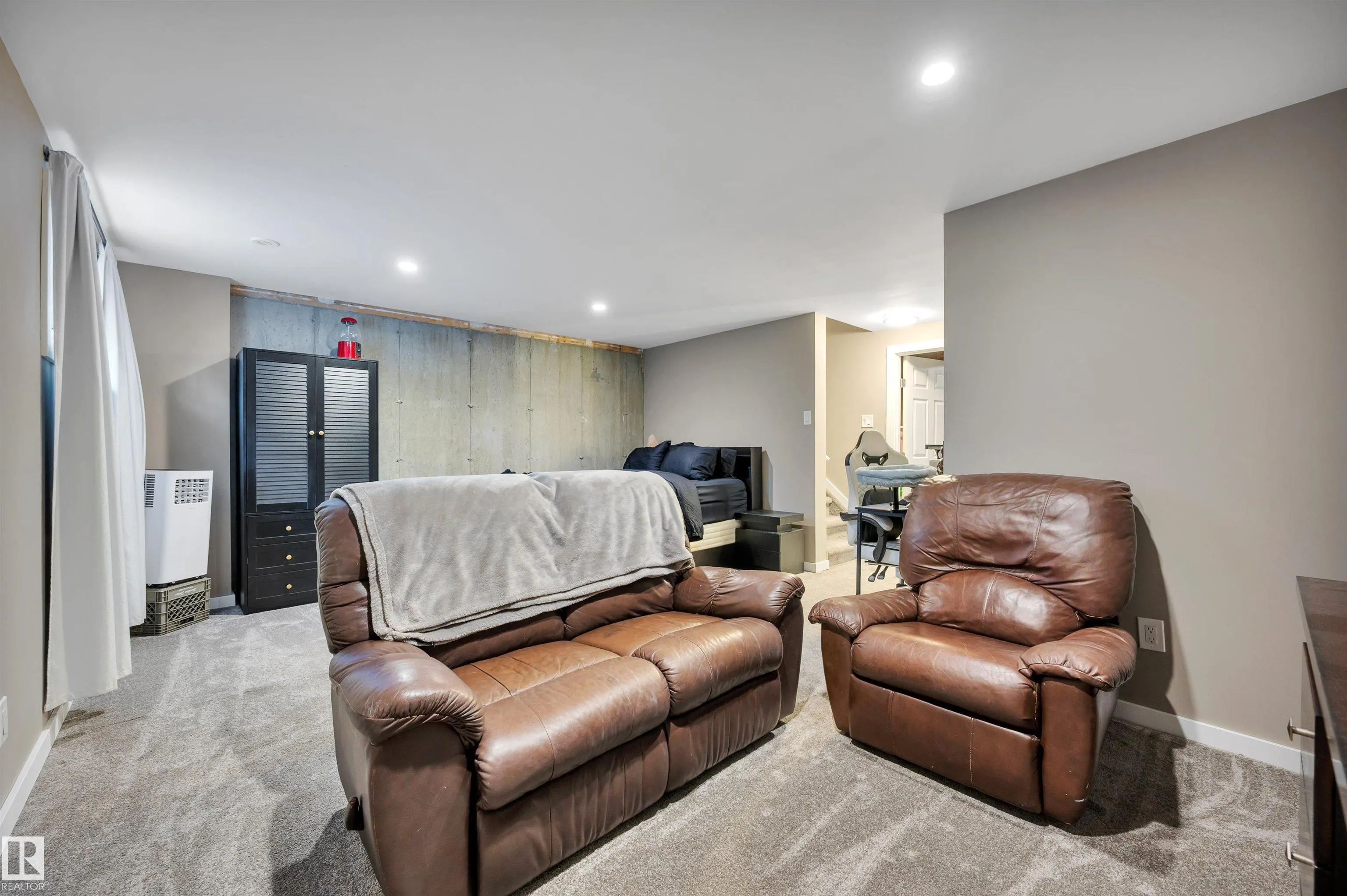219 Charlotte Way