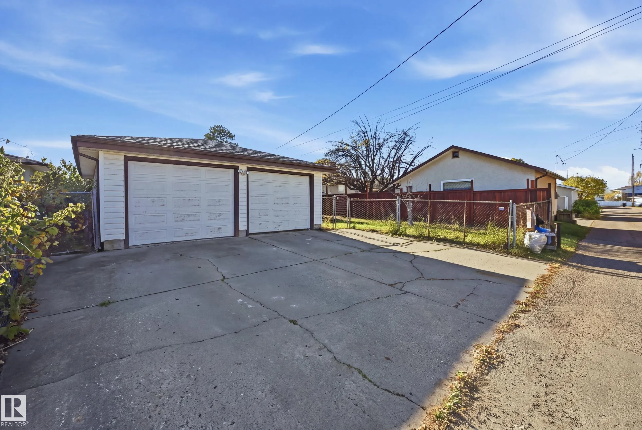 6604 93 Avenue