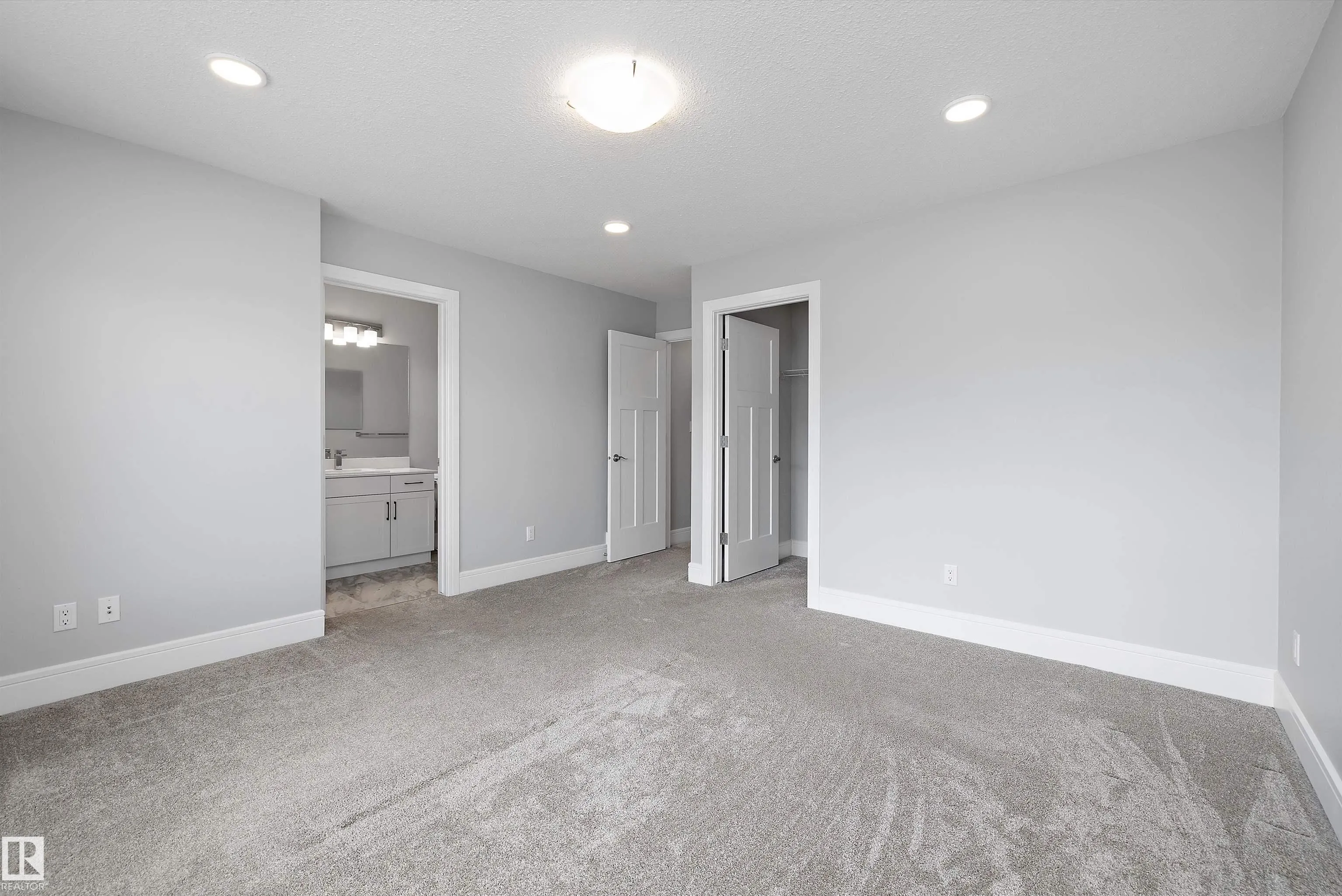 4235 Chichak Close