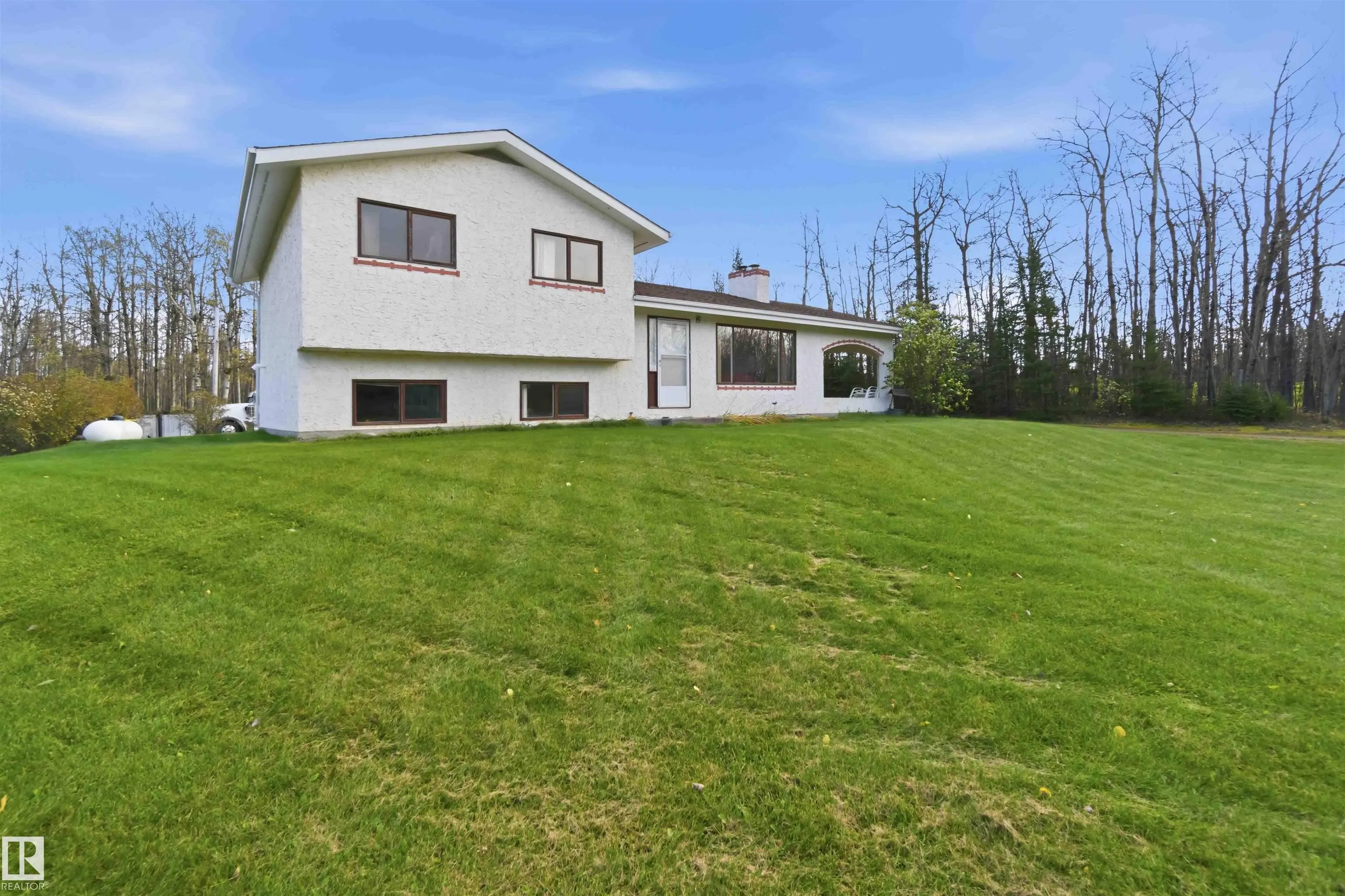 54207 RGE ROAD 52