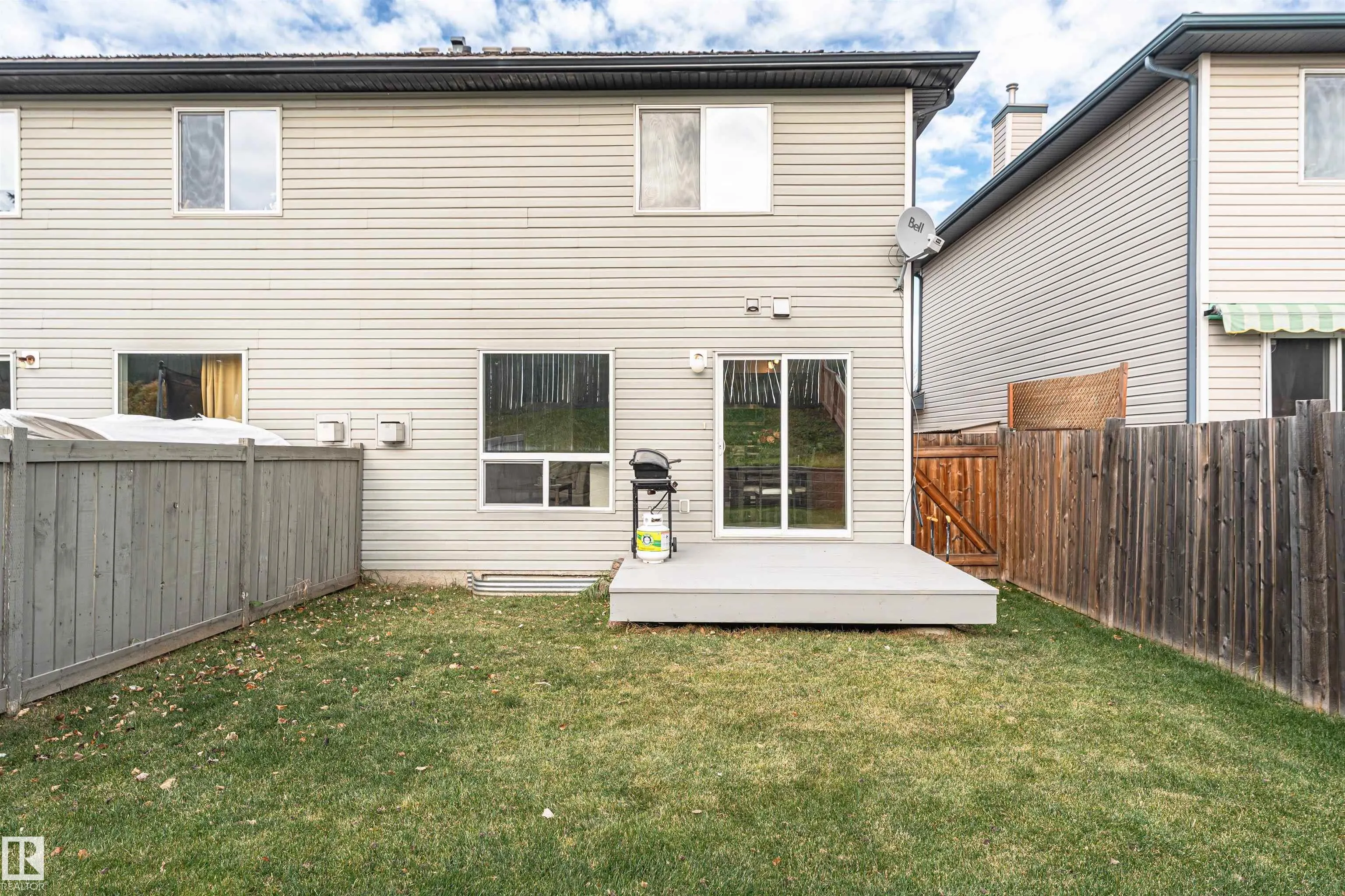 51 VAUGHN Avenue