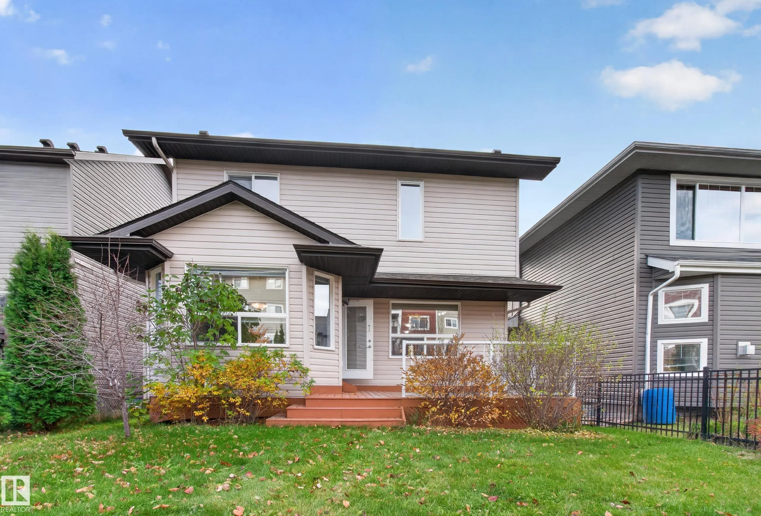 1411 CAREY Way