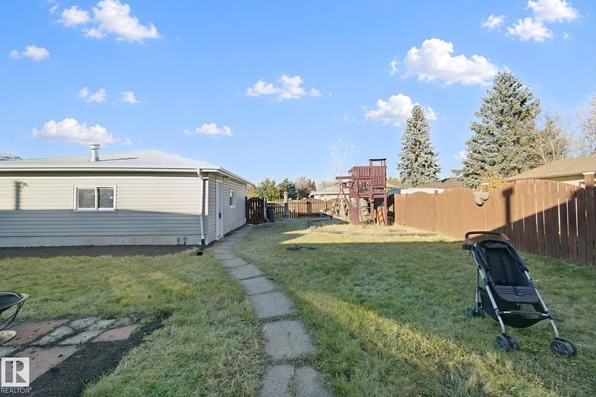 7332 149A Avenue