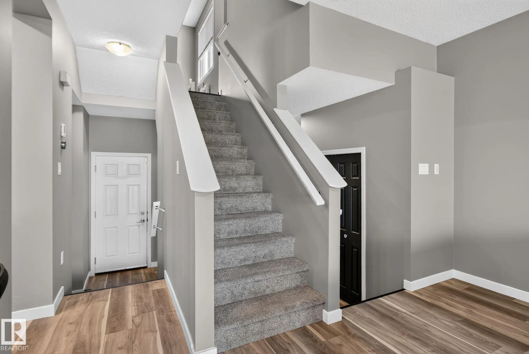 385 SIMMONDS Way