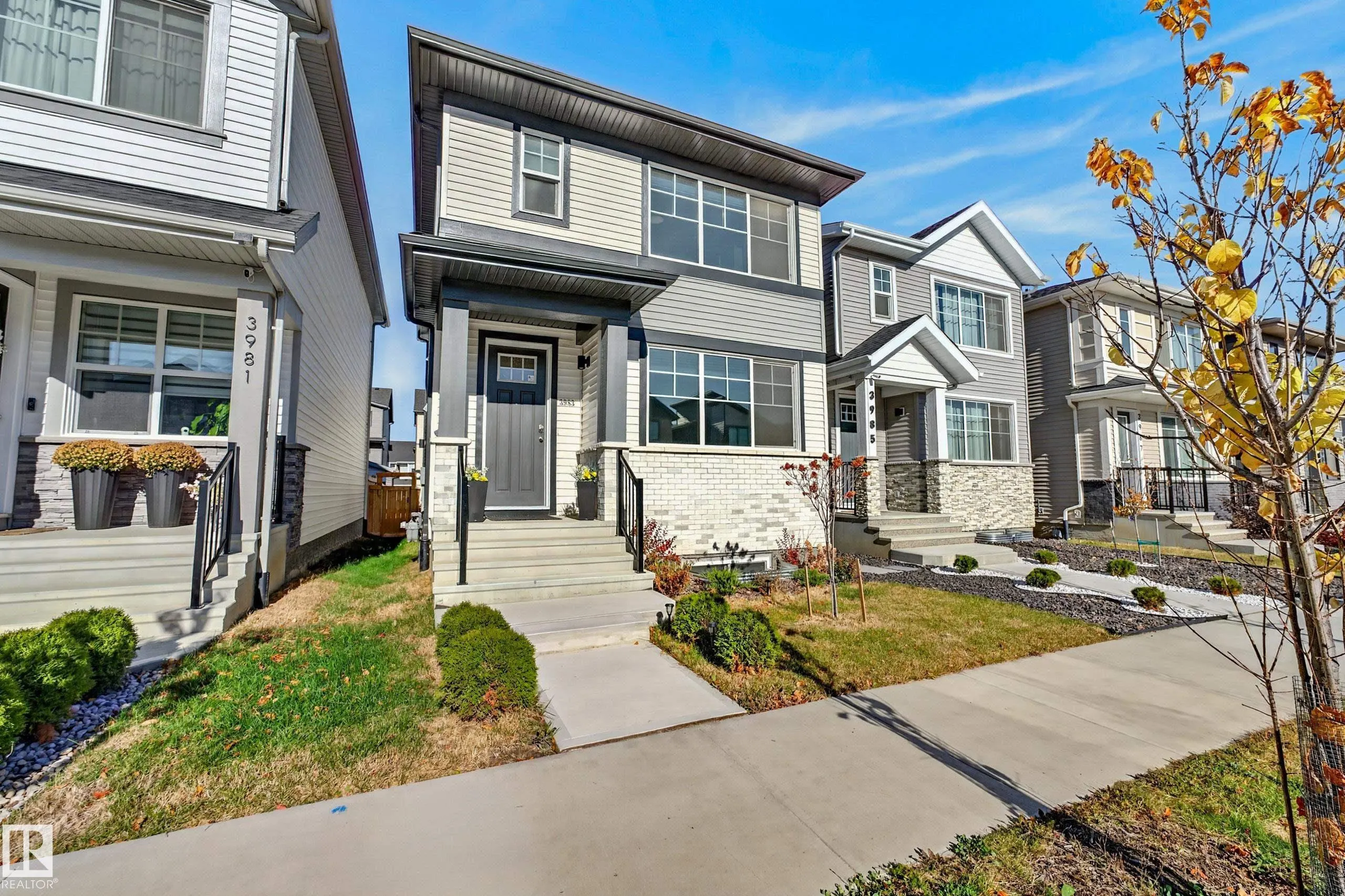 3983 Wren Loop