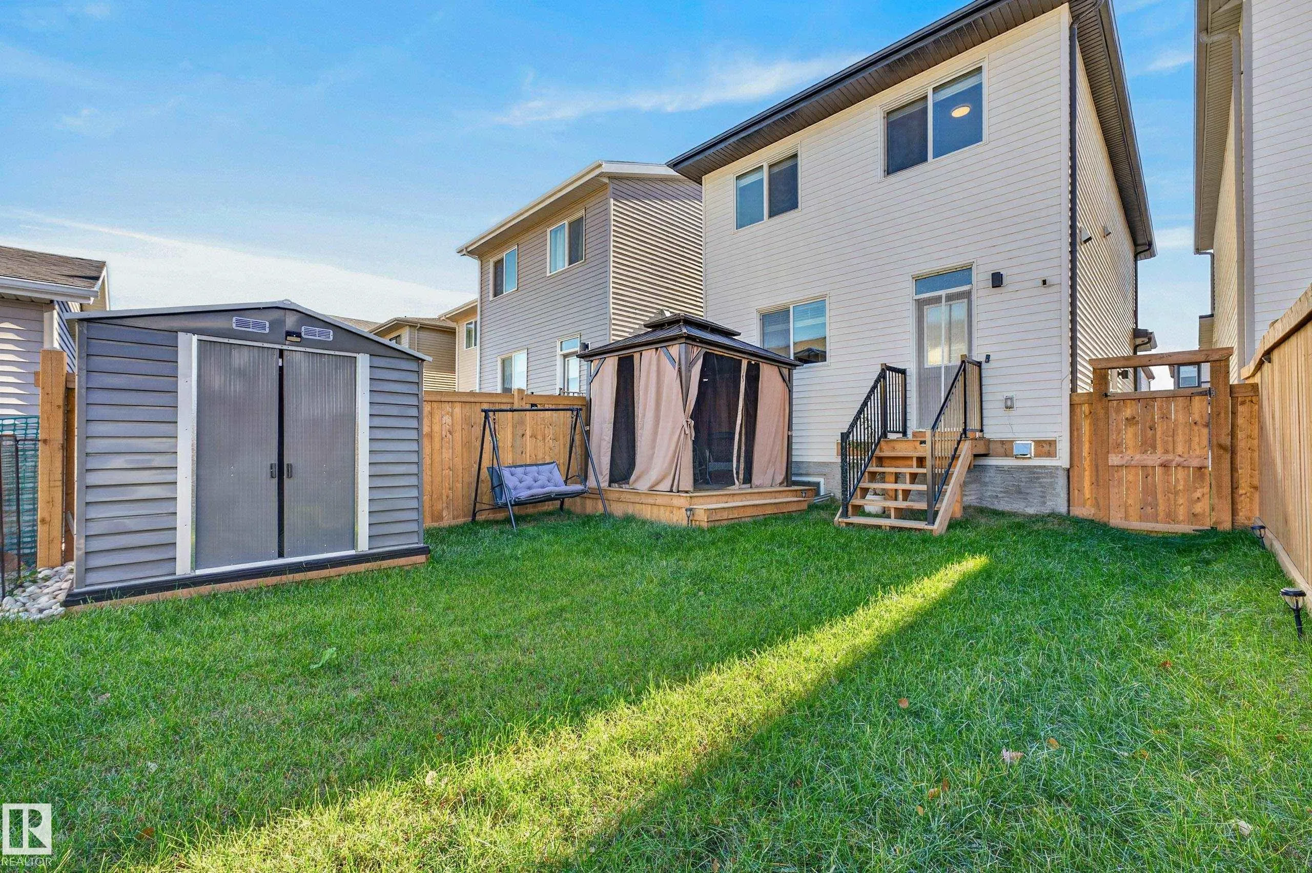 3983 Wren Loop