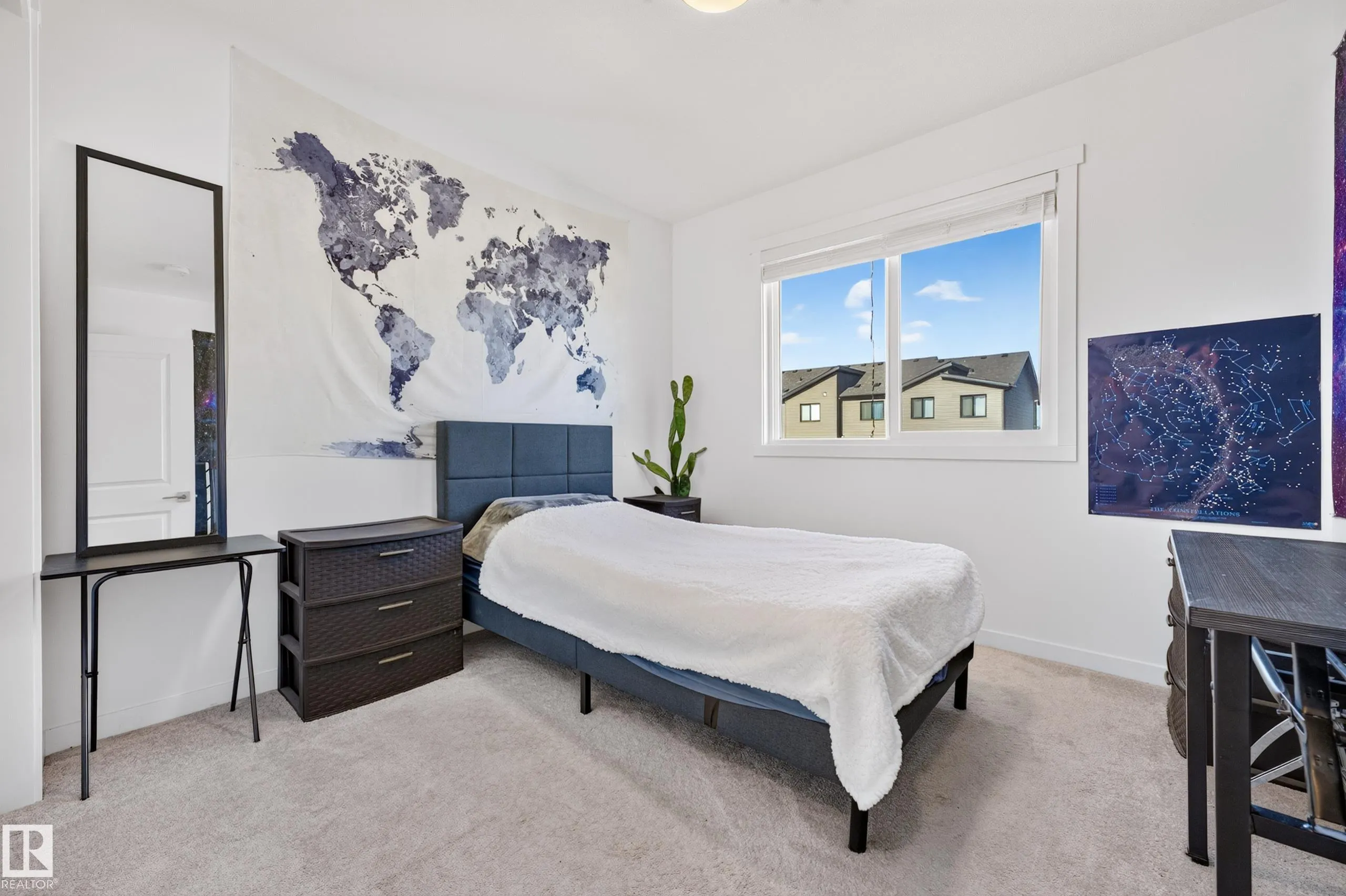3983 Wren Loop