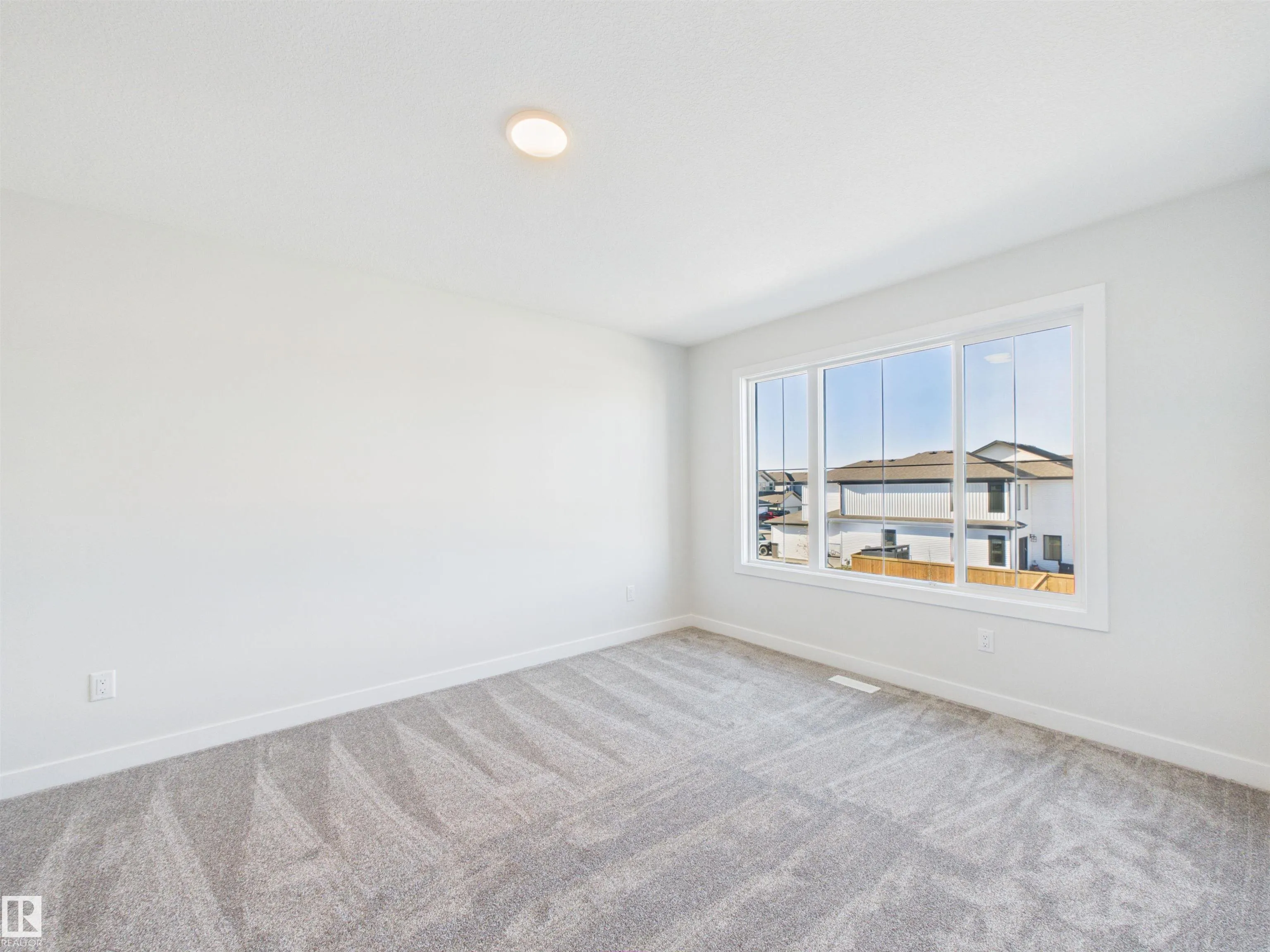 49 SUMAC Close