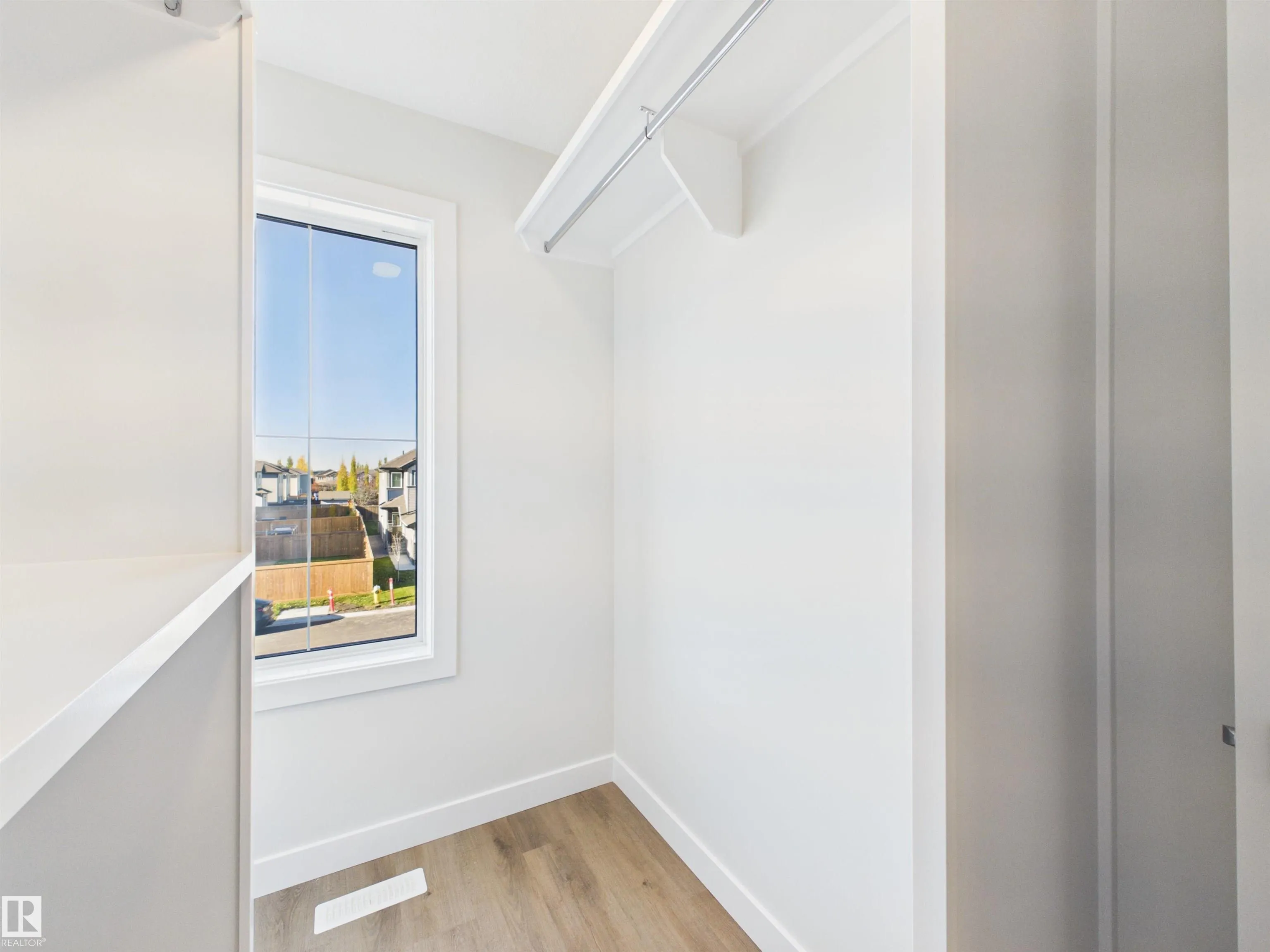 49 SUMAC Close