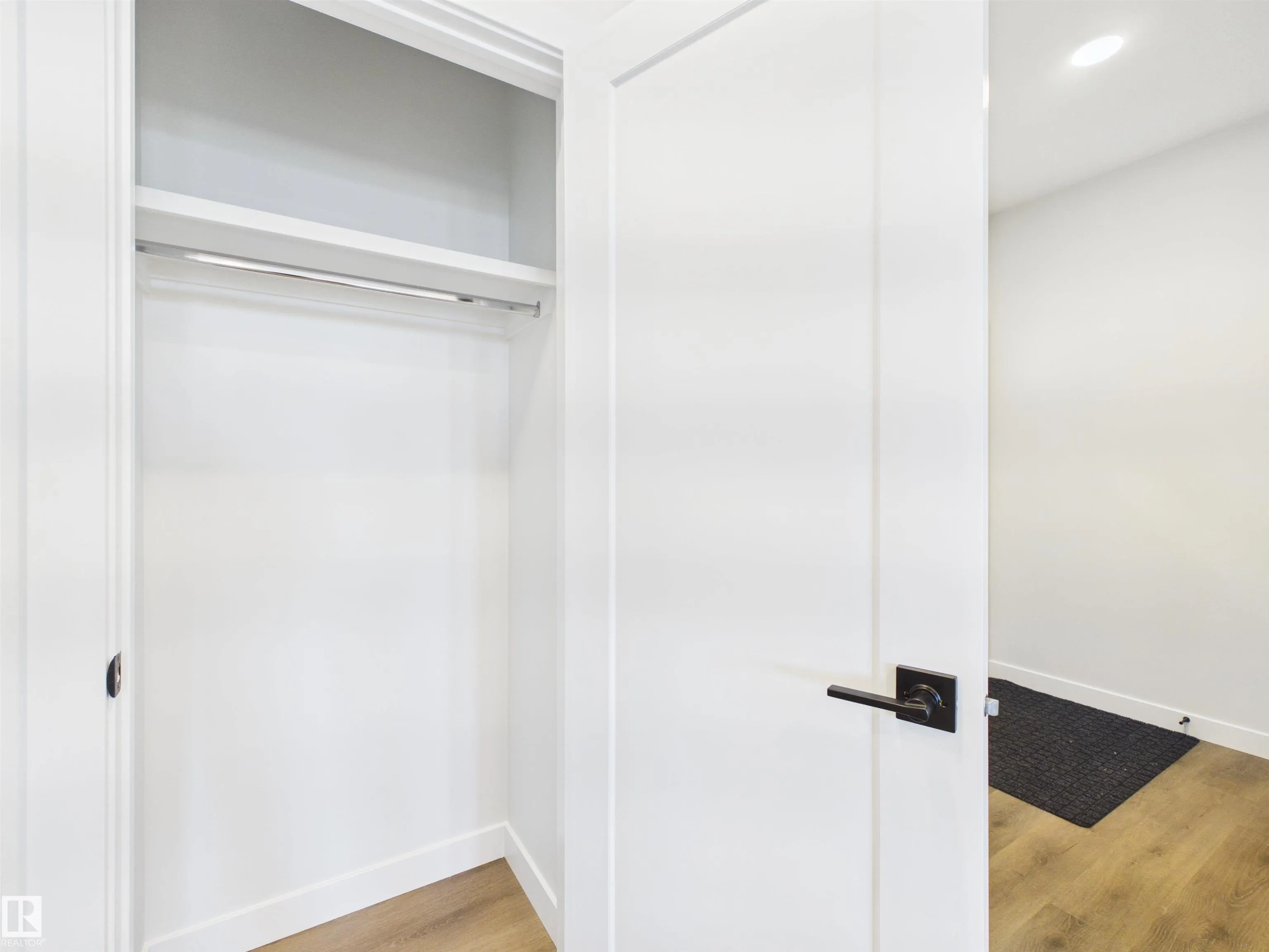 49 SUMAC Close