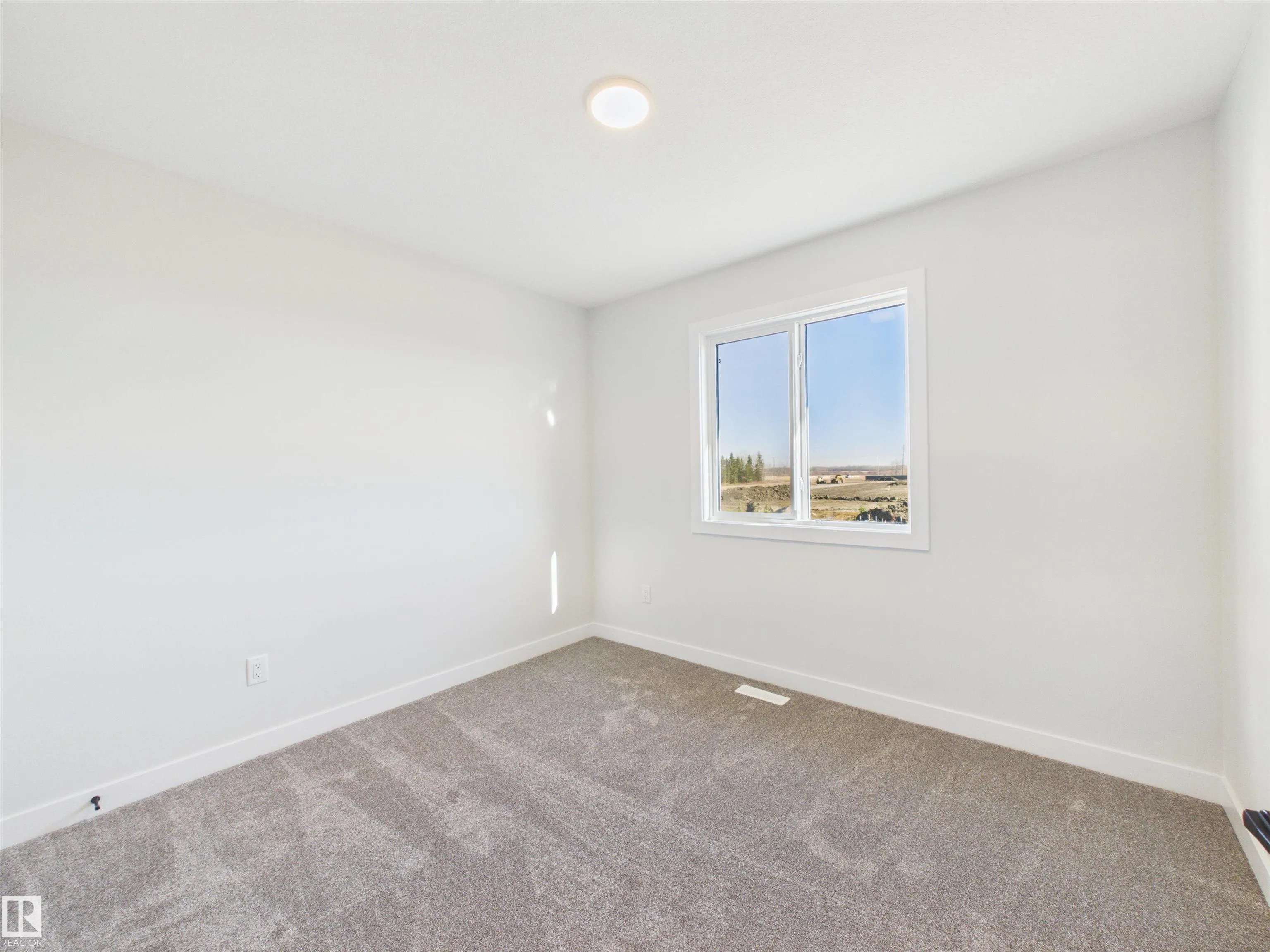 49 SUMAC Close