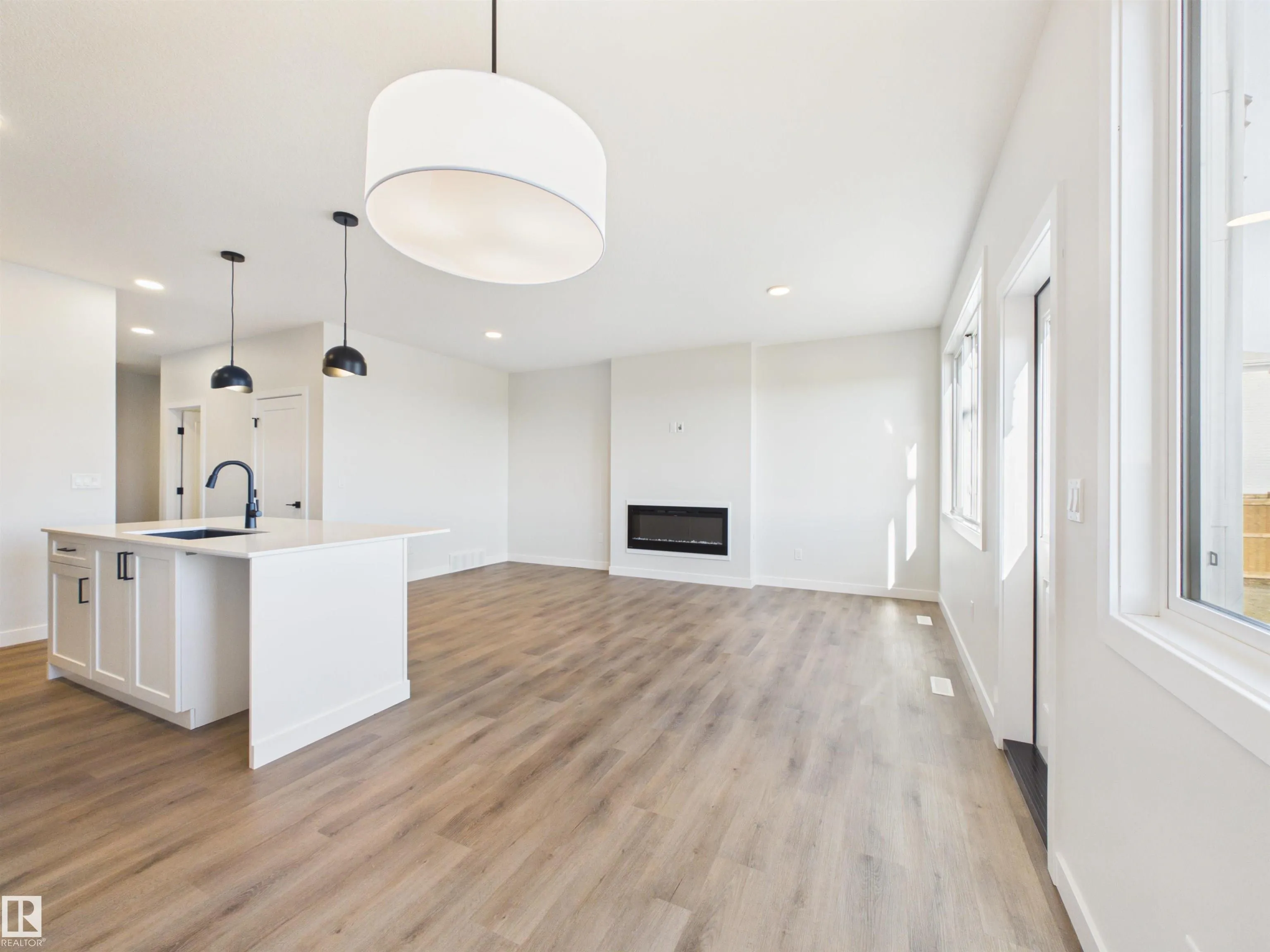 49 SUMAC Close