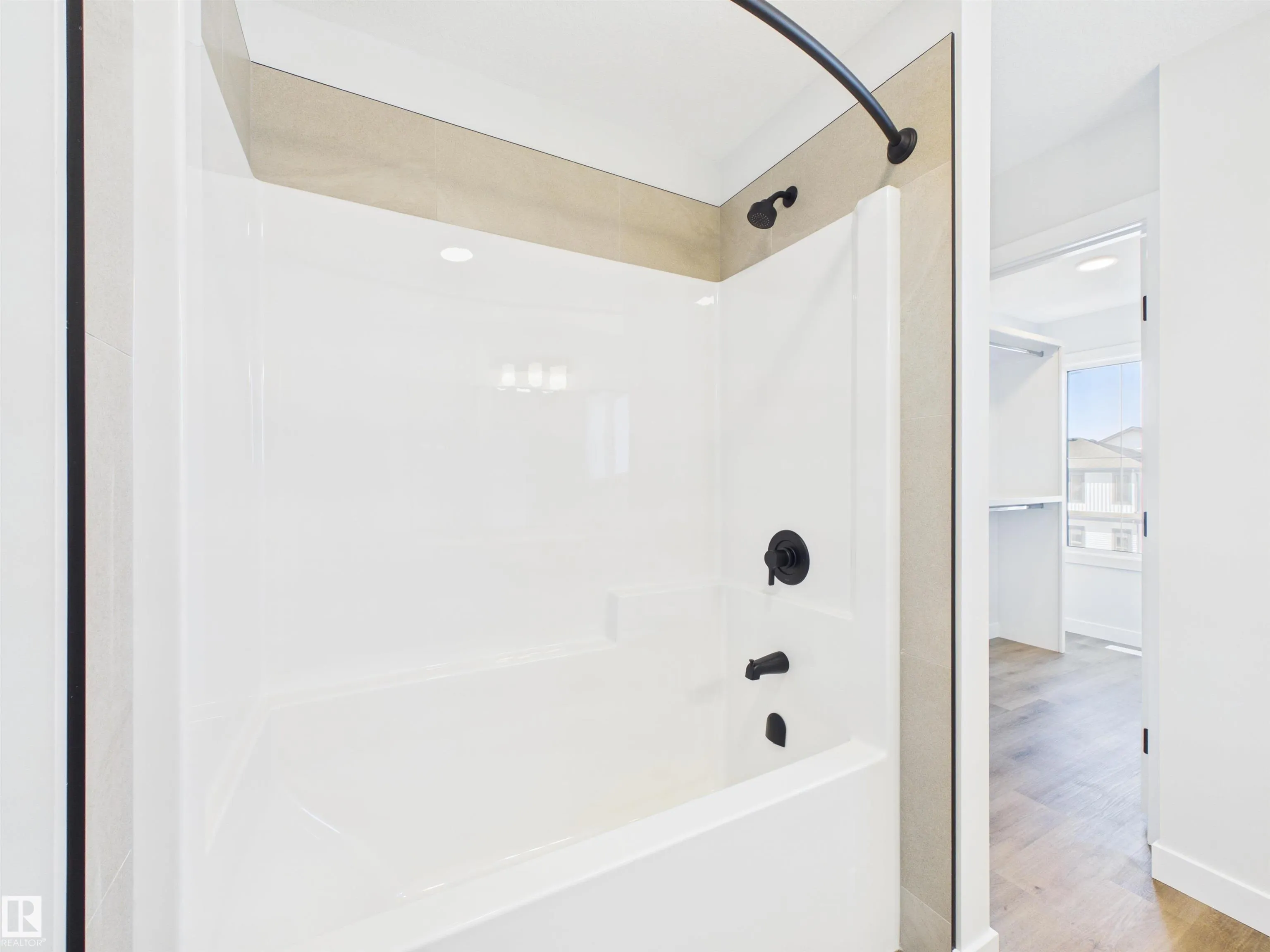 49 SUMAC Close