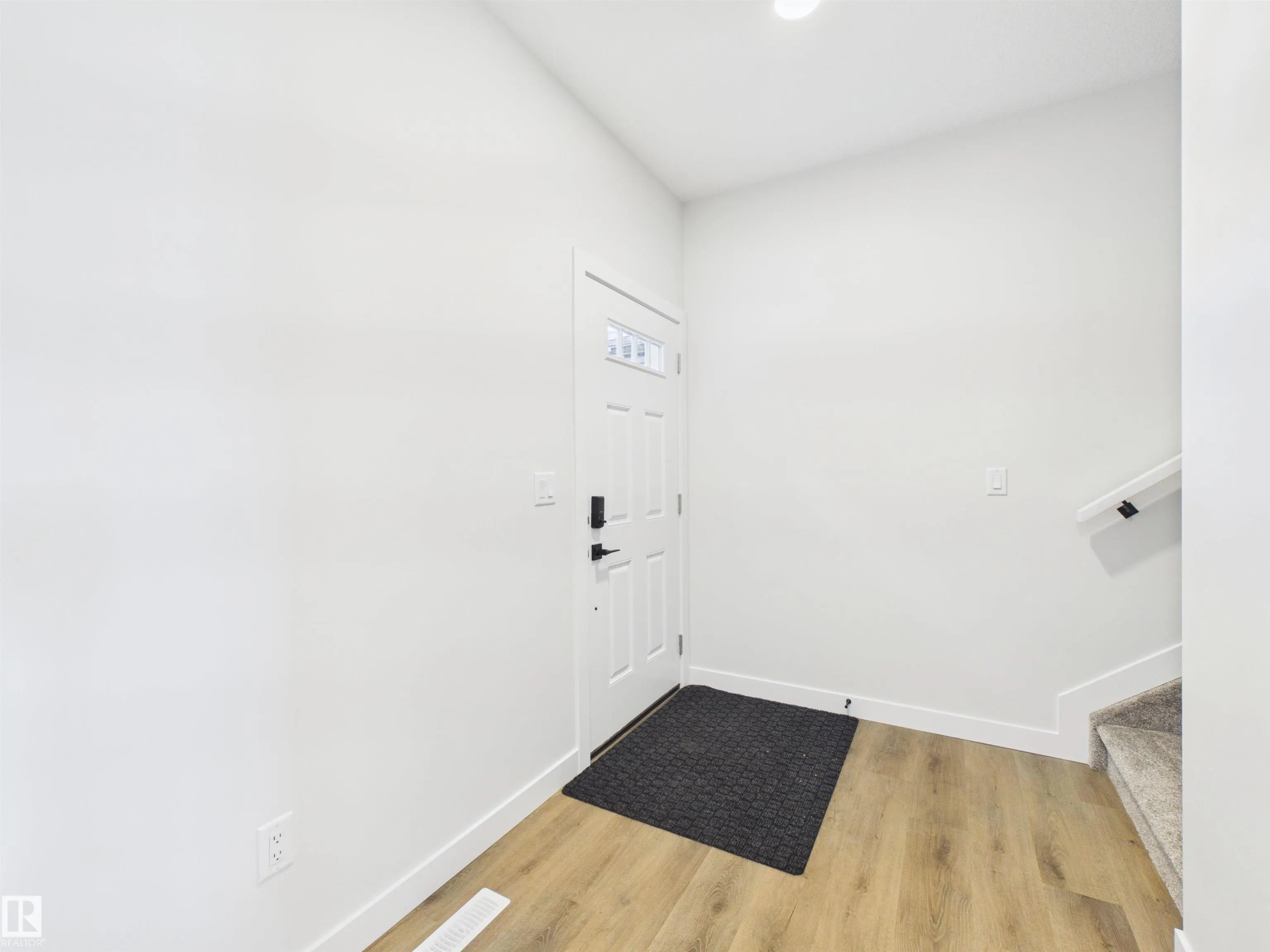 49 SUMAC Close