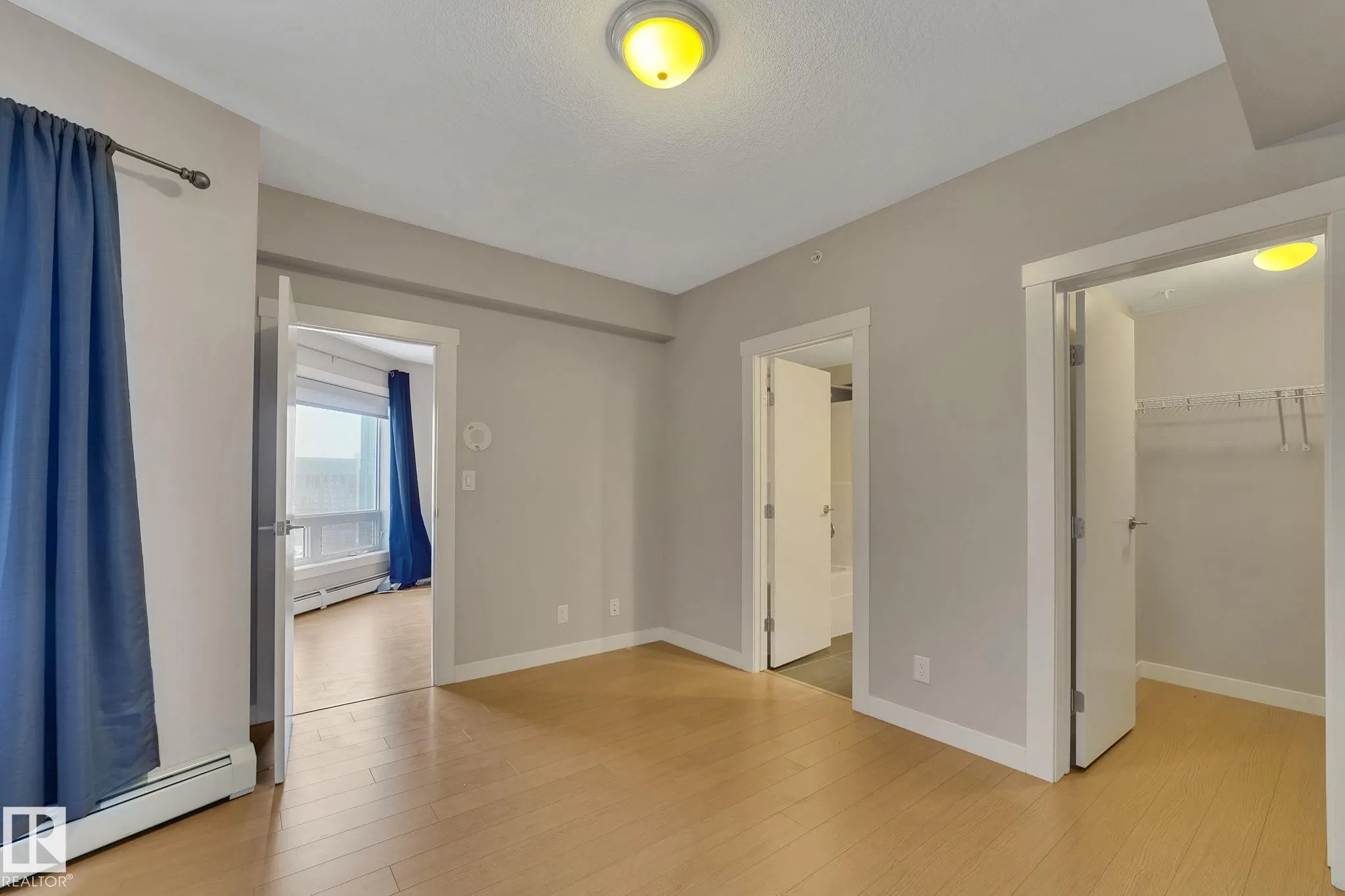 10410 102 Avenue