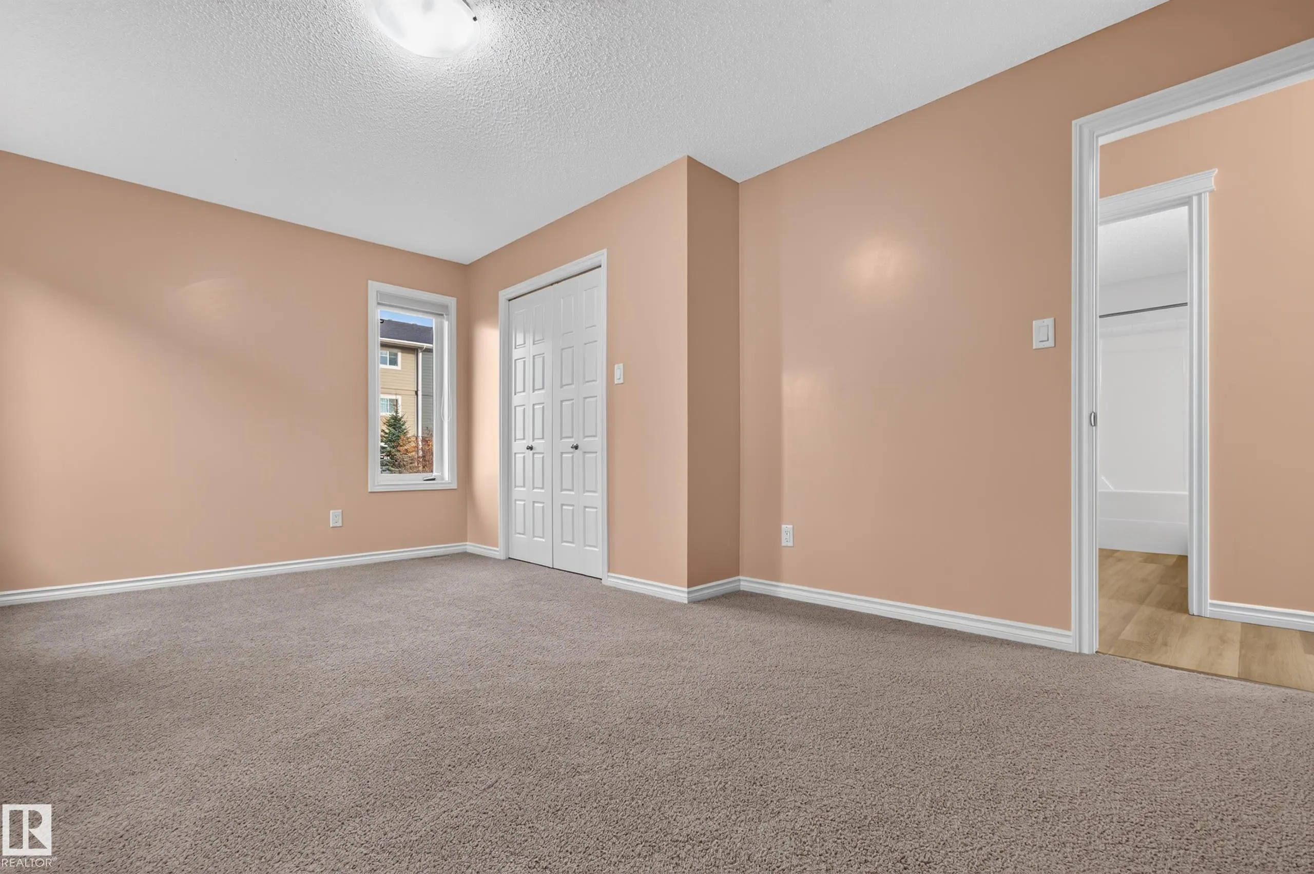 1411 Carey Way SW