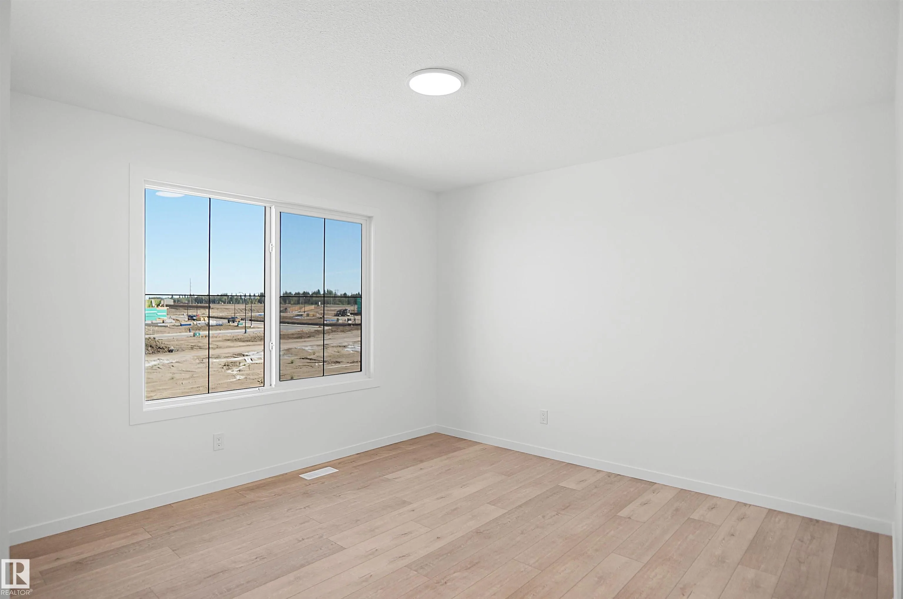 2022 Glastonbury Boulevard