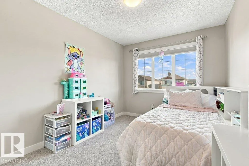 18 Currant Crescent